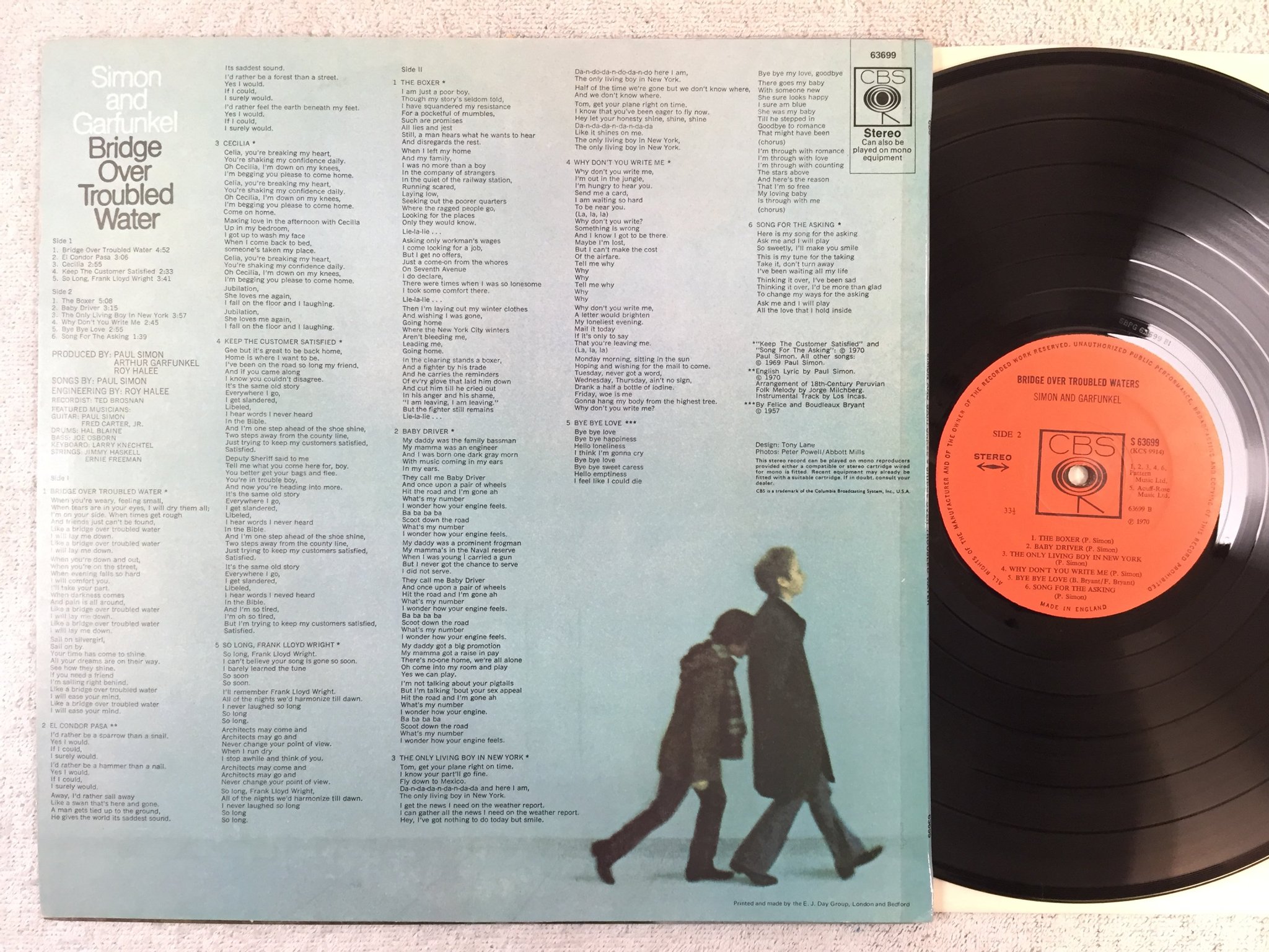 Omslagsbild för skivan SIMON & GARFUNKEL bridge over troubled waters LP -70 UK CBS S 63699