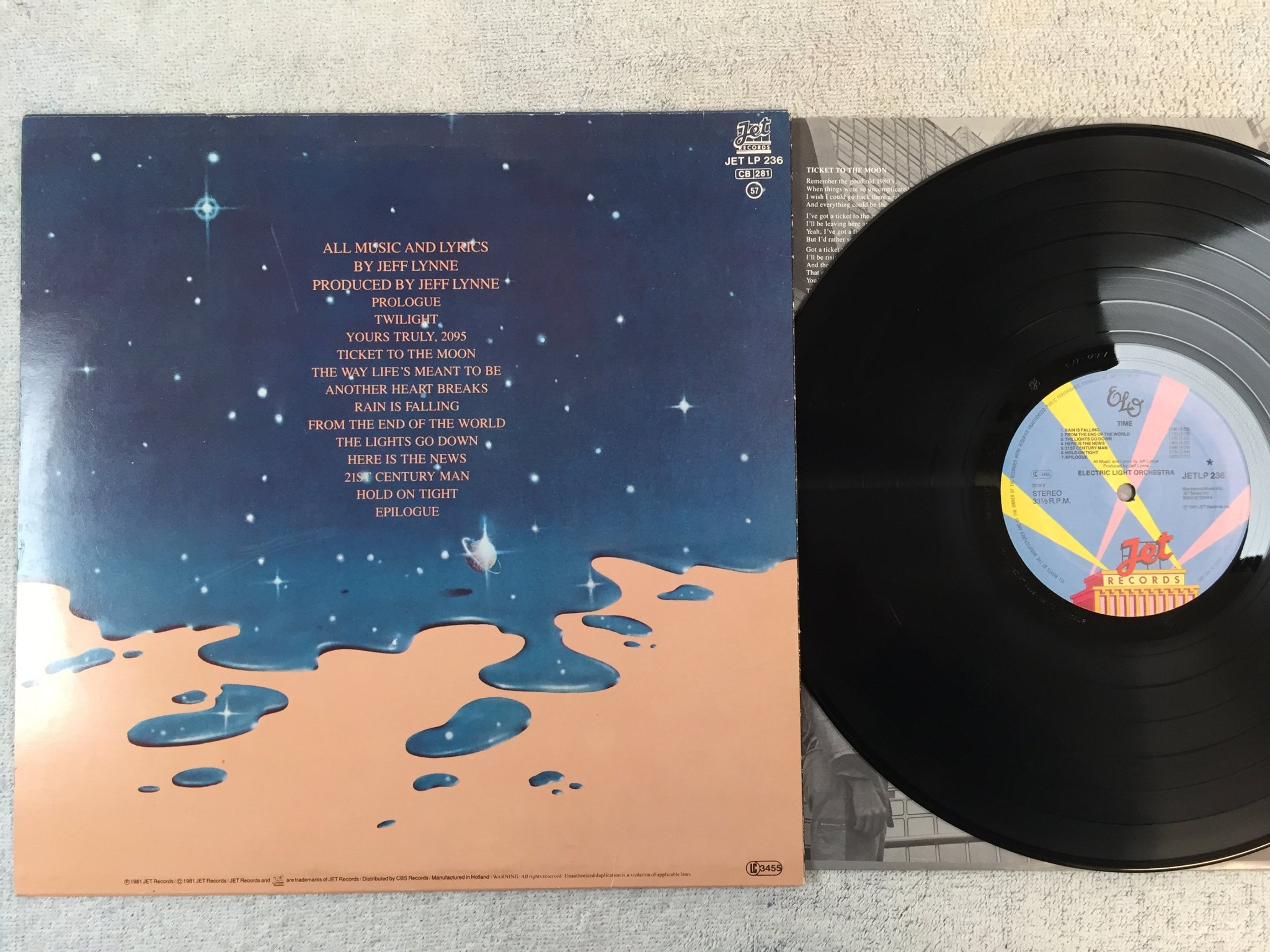 Omslagsbild för skivan ELECTRIC LIGHT ORCHESTRA time LP Hol JET RECORDS JETLP 236