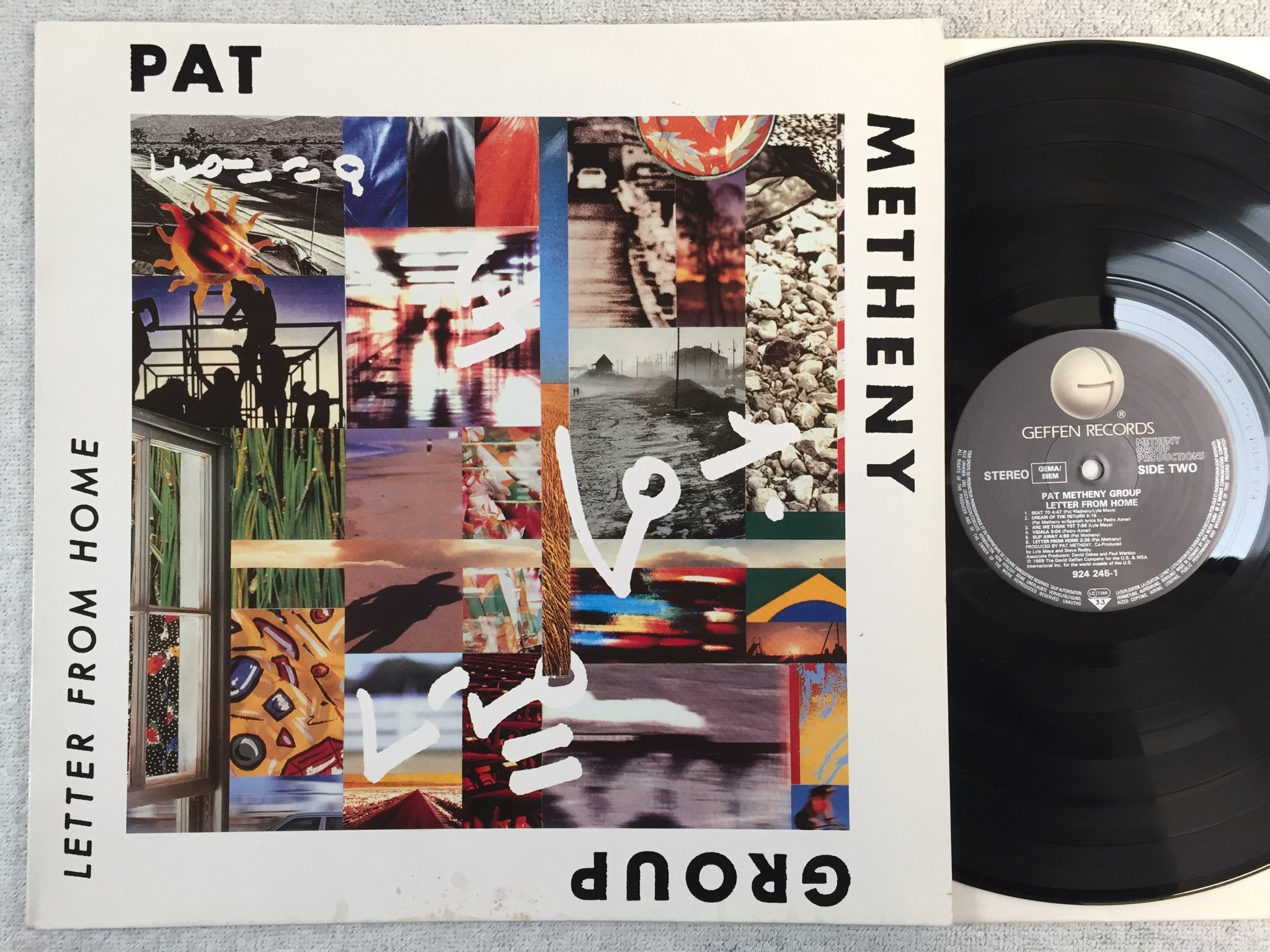 Omslagsbild för skivan PAT METHENY GROUP letter from home LP -89 GEFFEN 924245-1