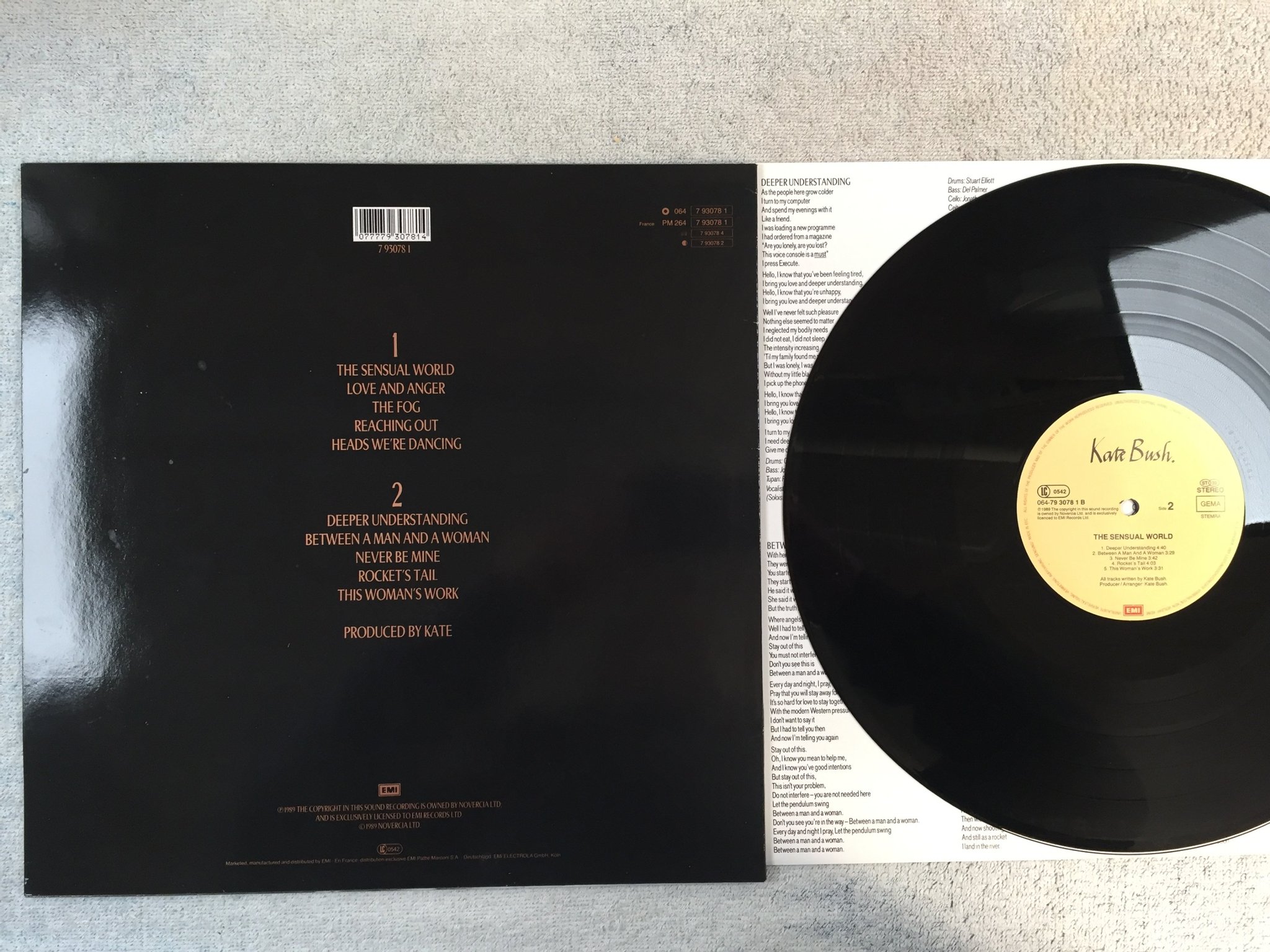 Omslagsbild för skivan KATE BUSH the sensual world LP -89 Ger EMI 064-7930781