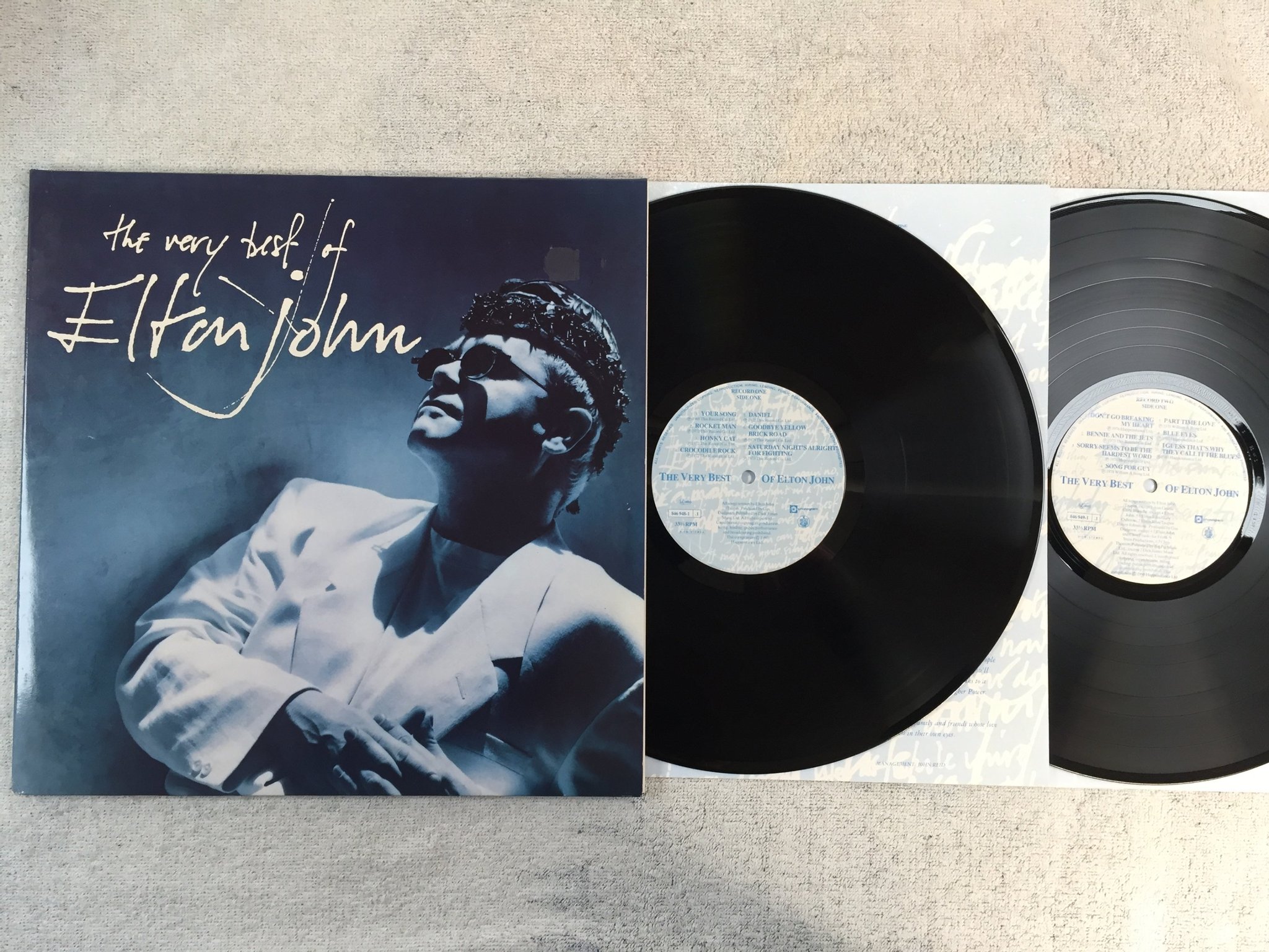 Omslagsbild för skivan ELTON JOHN the very best of 2xLP -90 PHONOGRAM 846 947-1