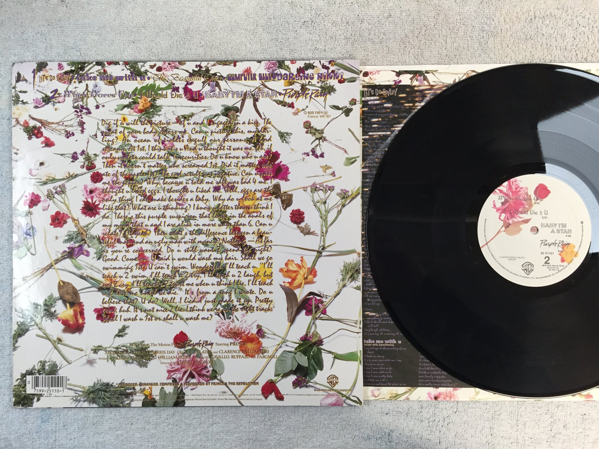 Omslagsbild för skivan PRINCE purple rain LP -84 Can WARNER BROS 9251101 + poster