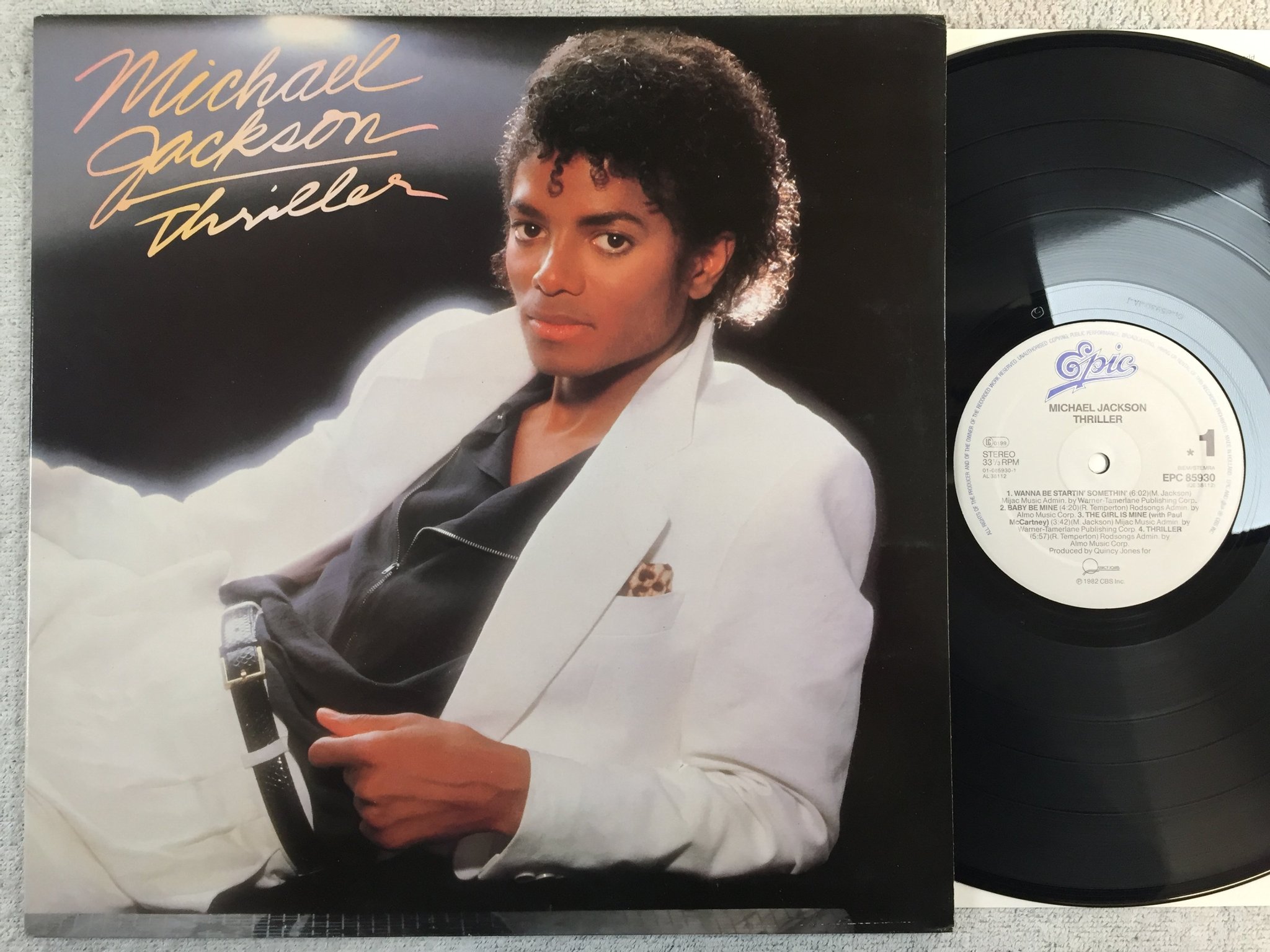 Omslagsbild för skivan MICHAEL JACKSON - thriller LP -82 Hol EPIC EPC 85930