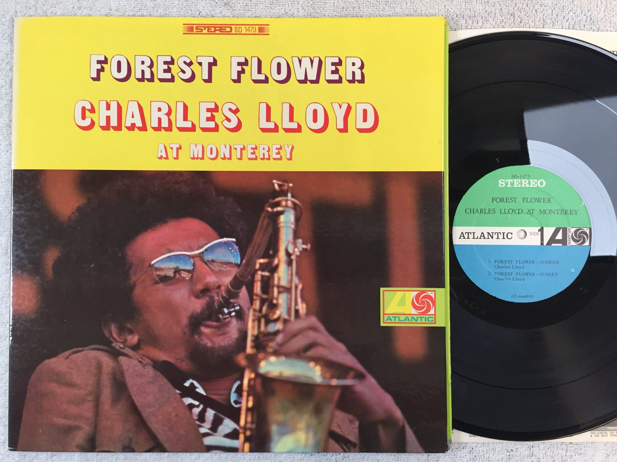 Omslagsbild för skivan CHARLES LLOYD forest flower LP -67 US ATLANTIC SD 1473