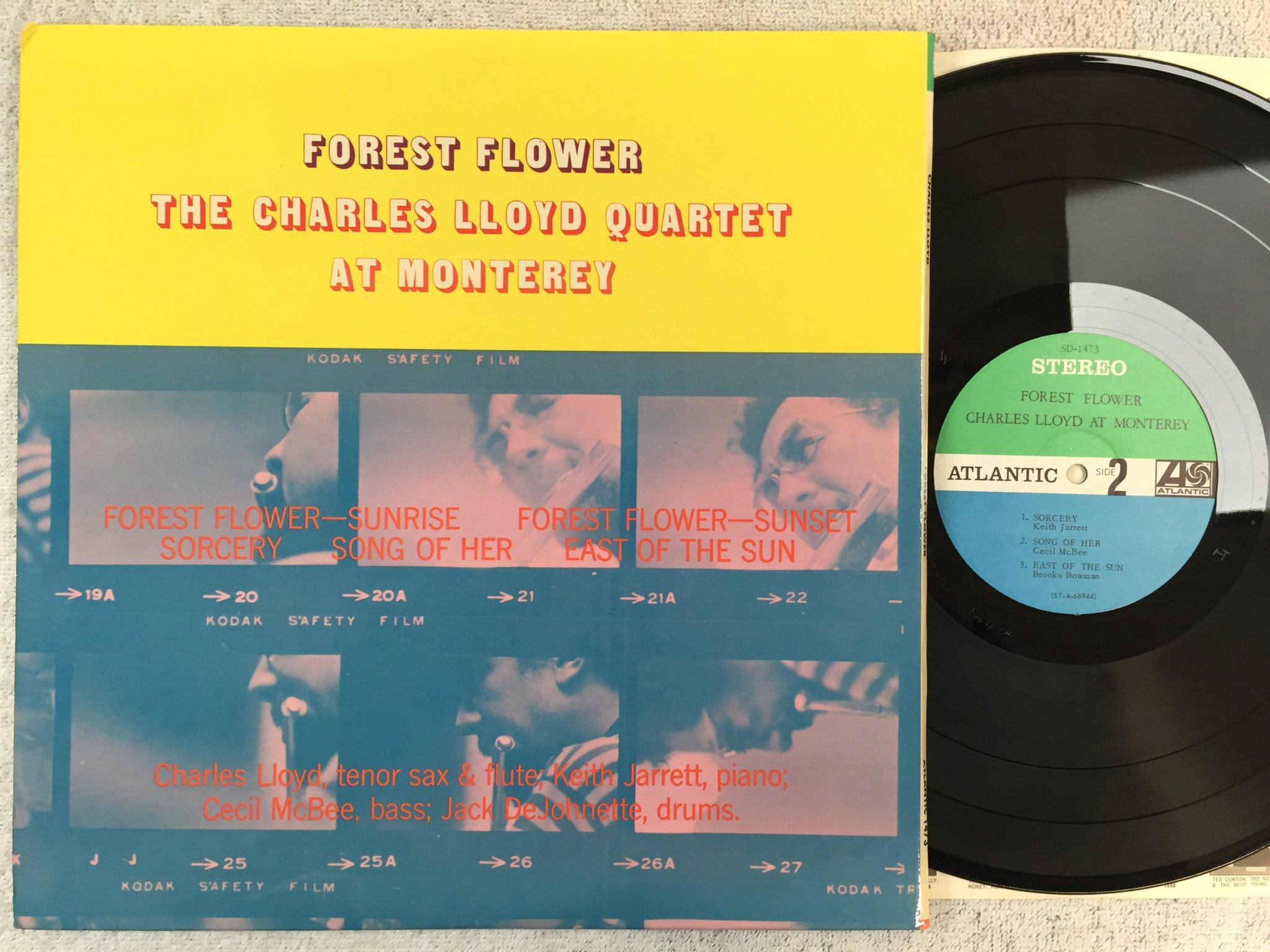 Omslagsbild för skivan CHARLES LLOYD forest flower LP -67 US ATLANTIC SD 1473