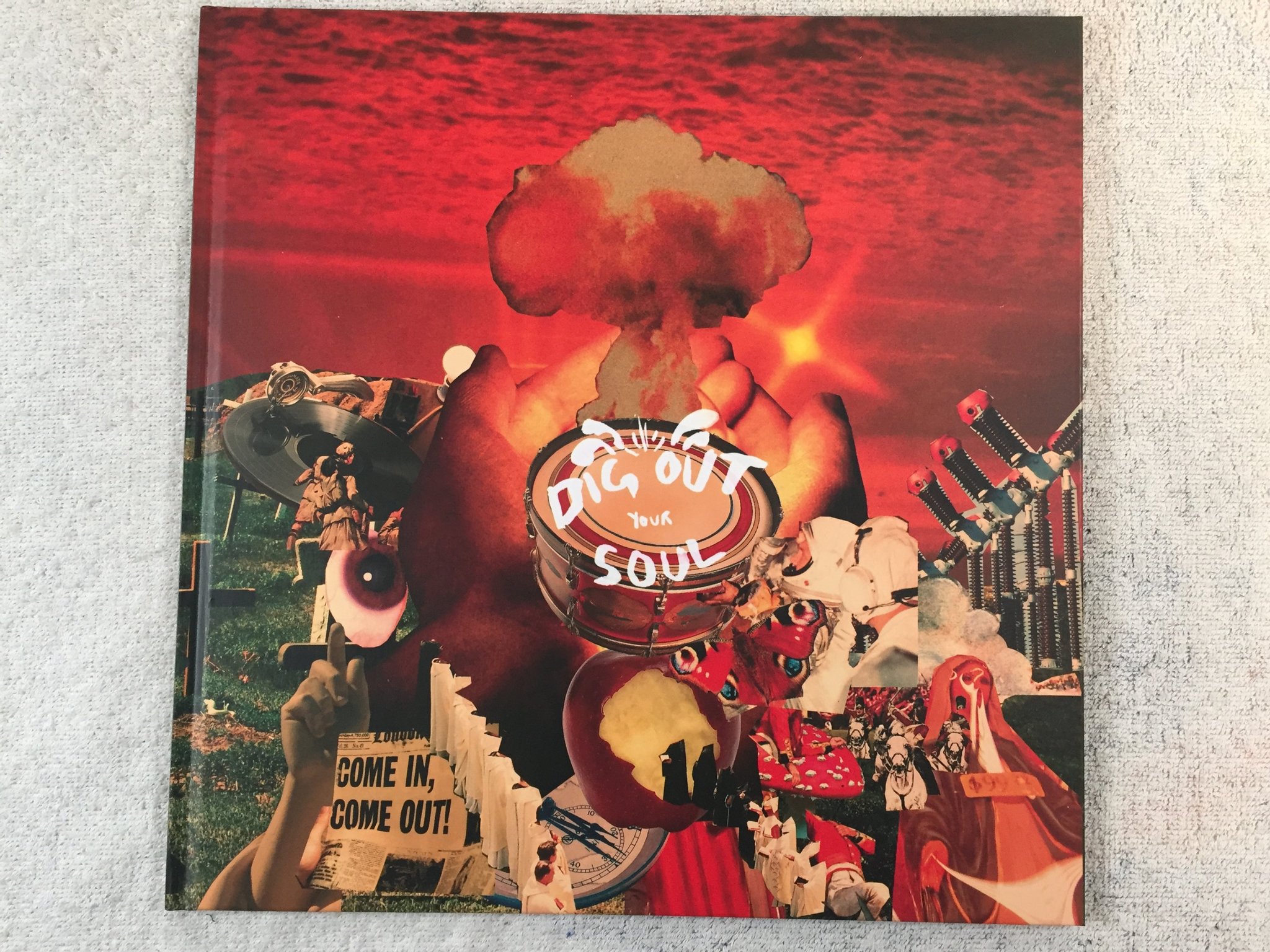 Omslagsbild för skivan OASIS dig out your soul BOX Both vinyls, cd's & dvd BIG BROTHER RKIDBOX51 