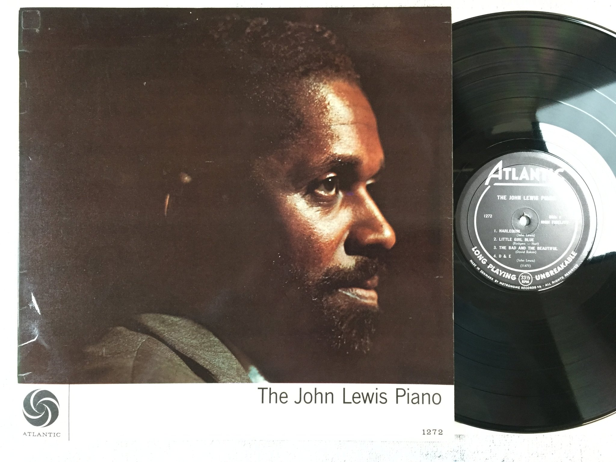 Omslagsbild för skivan JOHN LEWIS piano LP -57 Denmark ATLANTIC 1272