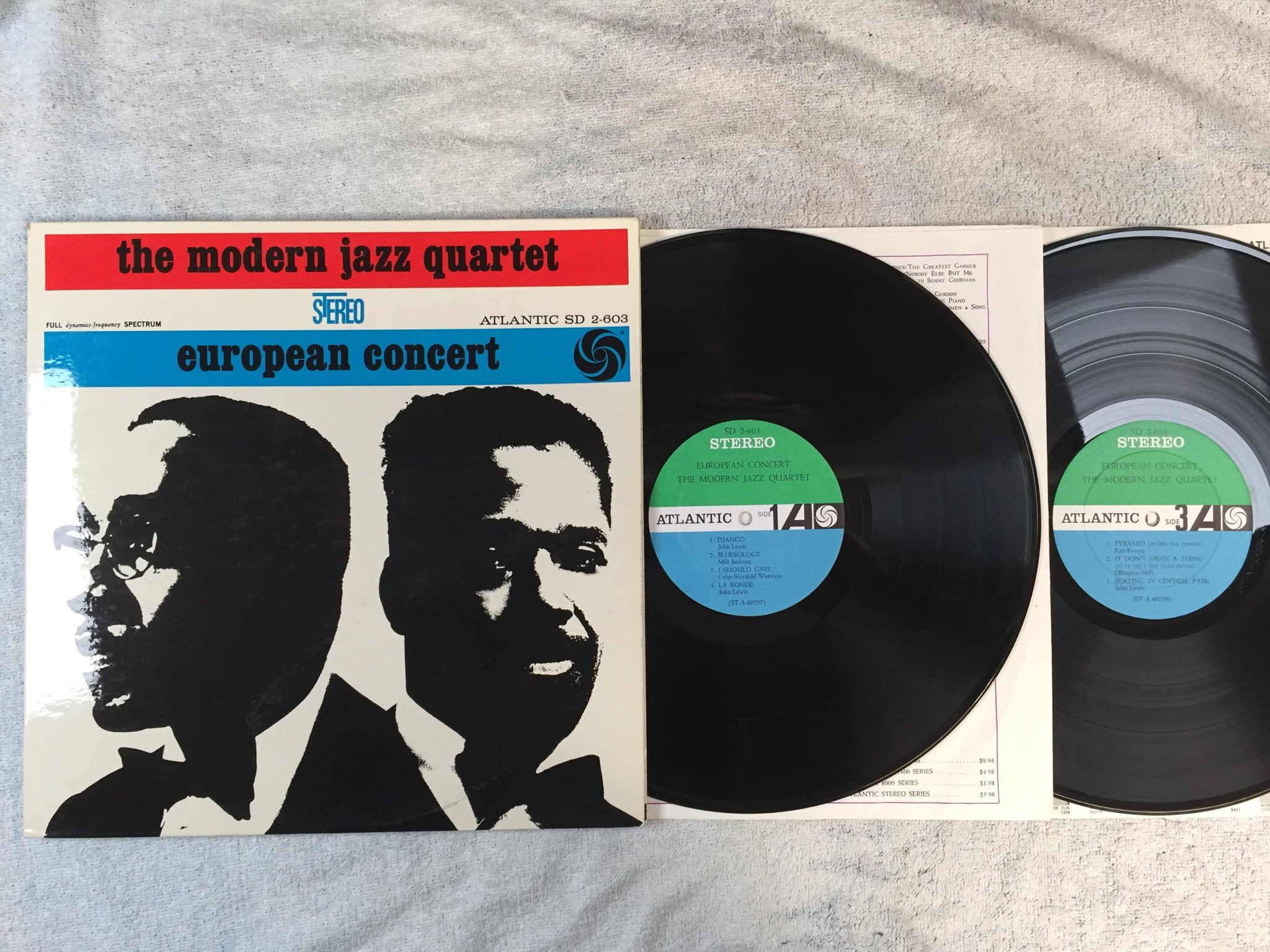 Omslagsbild för skivan THE MODERN JAZZ QUARTET european concert 2xLP US ATLANTIC SD 2-603