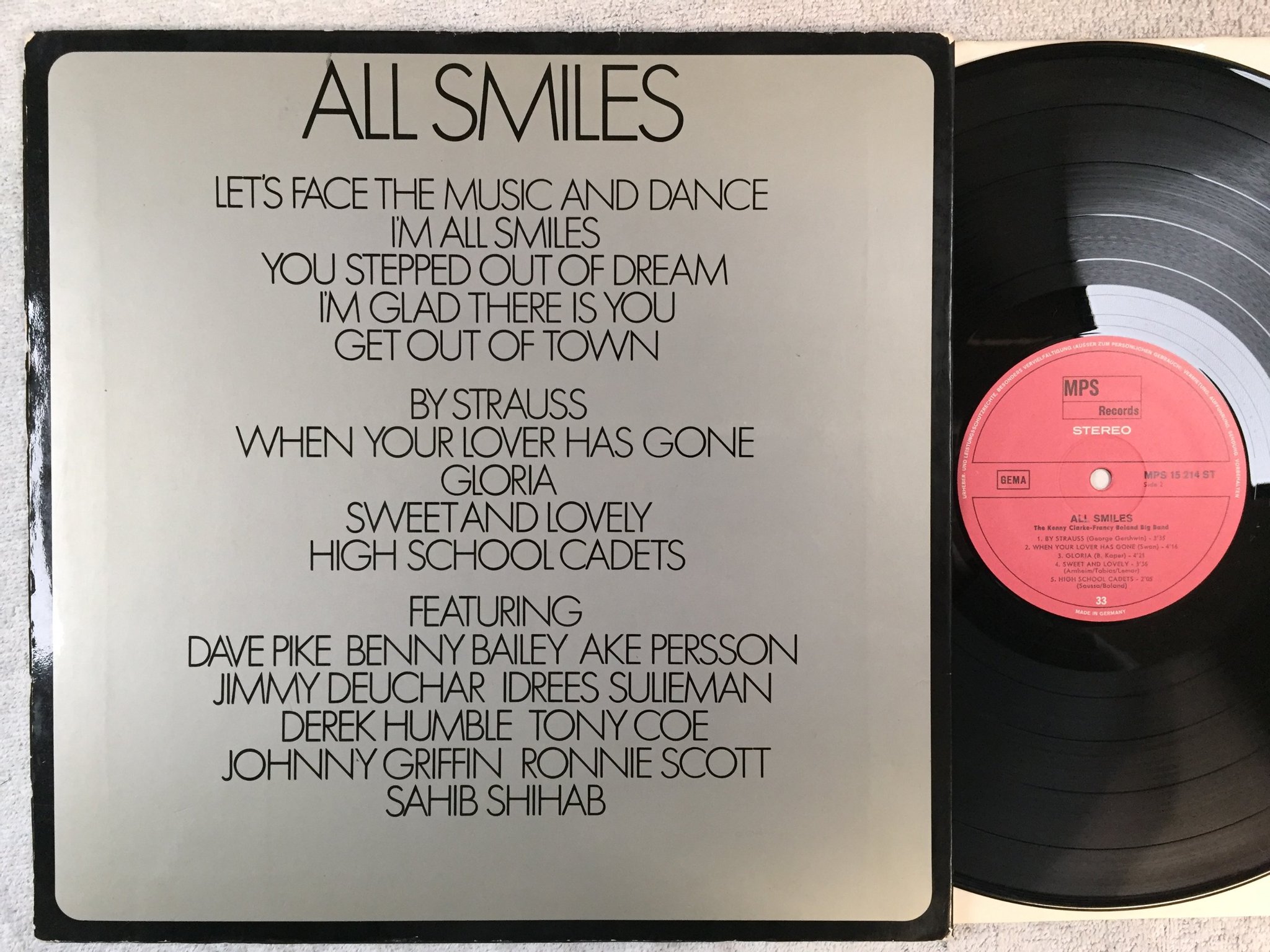 Omslagsbild för skivan THE KENNY CLARKE - FRANCY BOLAND BIG BAND All Smiles LP Ger MPS 15214 ST