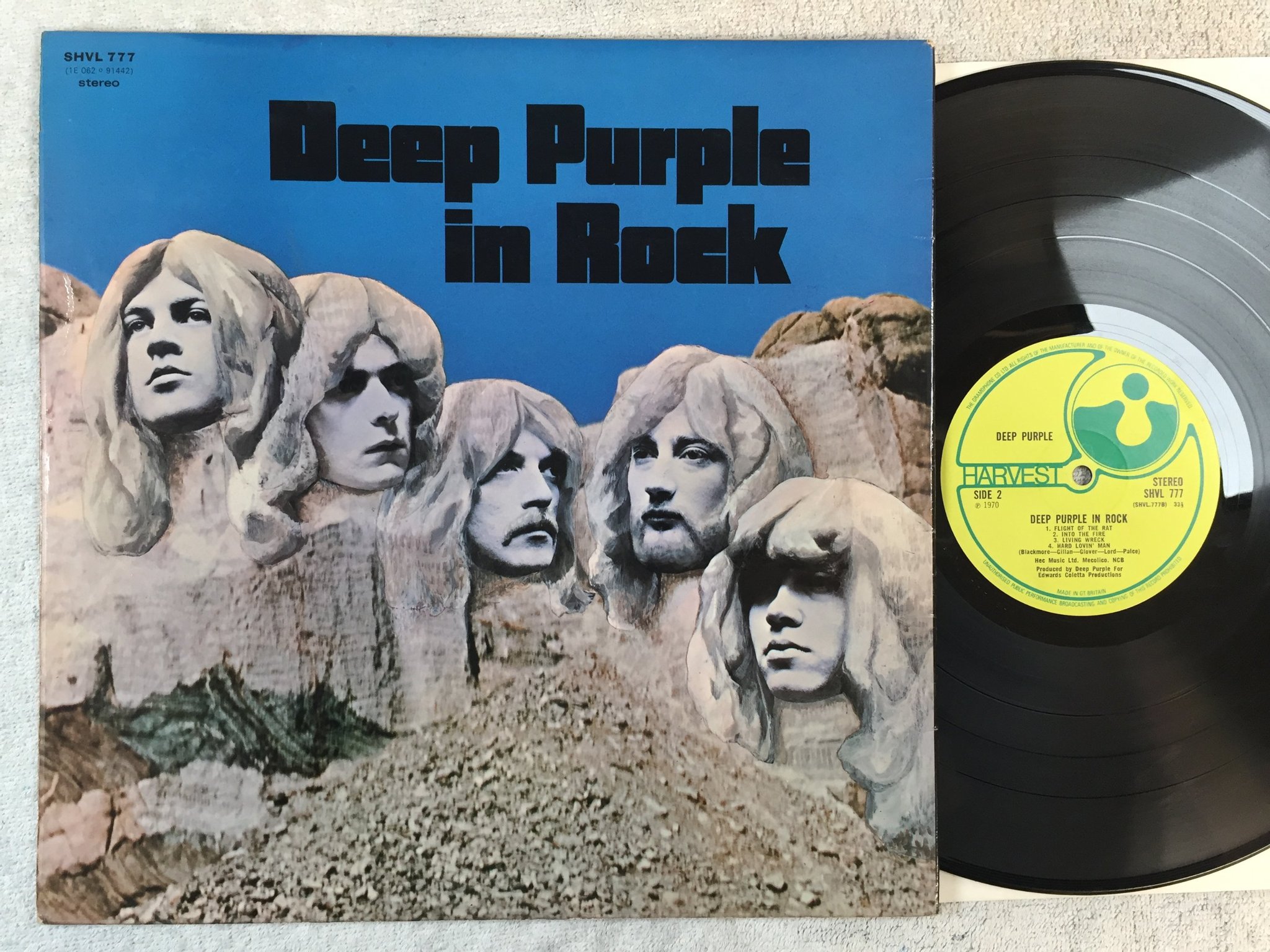 Omslagsbild för skivan DEEP PURPLE Deep Purple in rock LP -70 UK HARVEST SHVL 777
