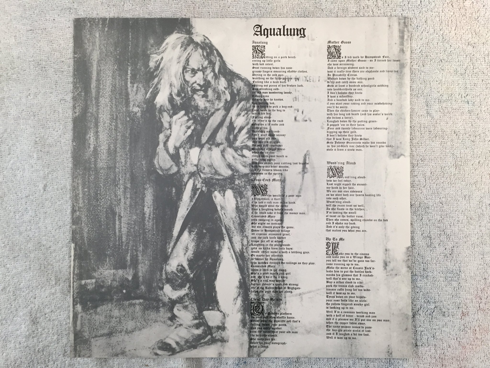 Omslagsbild för skivan JETHRO TULL aqualung LP US CHRYSALIS CHR 1044