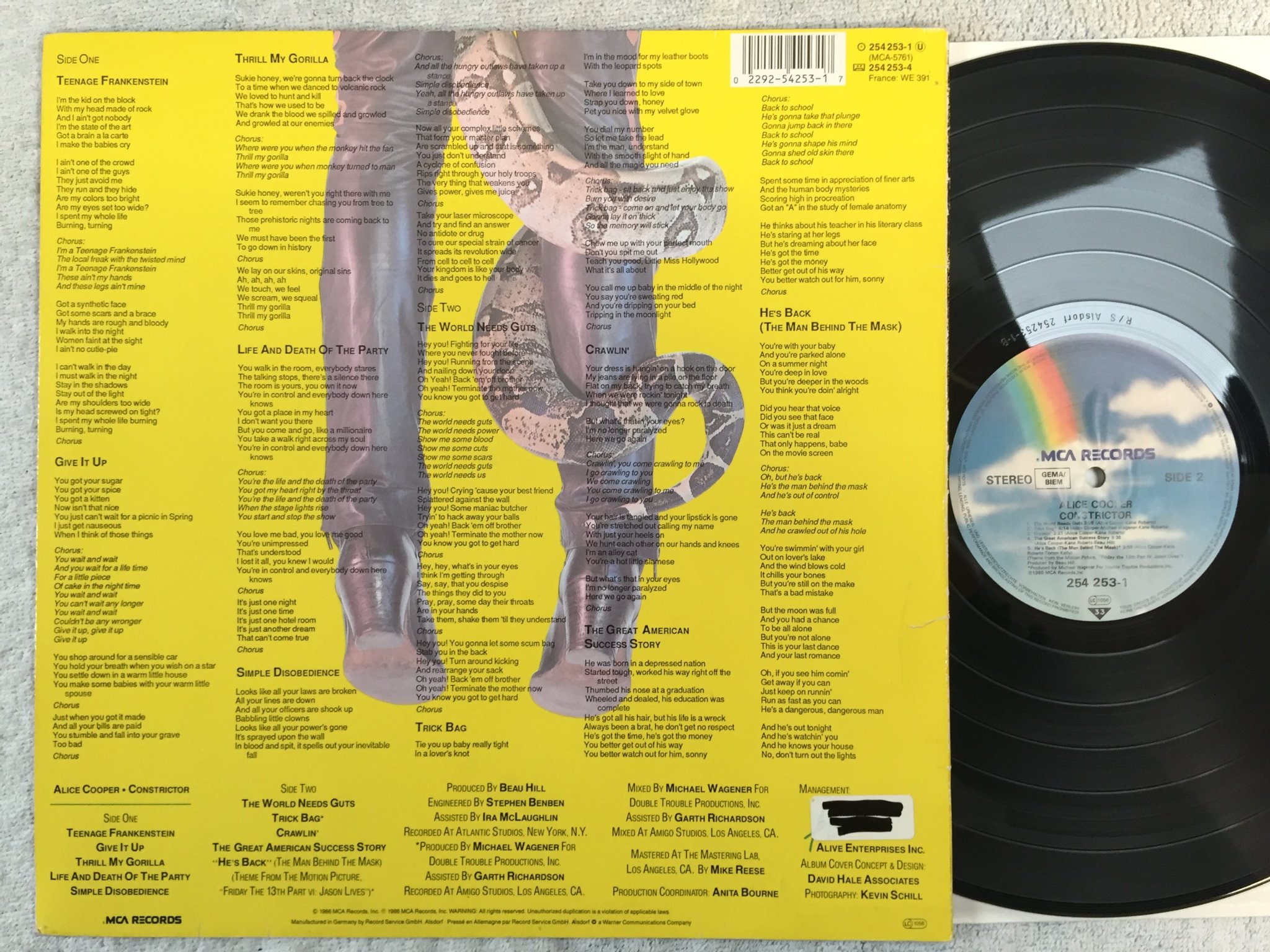 Omslagsbild för skivan ALICE COOPER constrictior LP -86 MCA 254 253-1