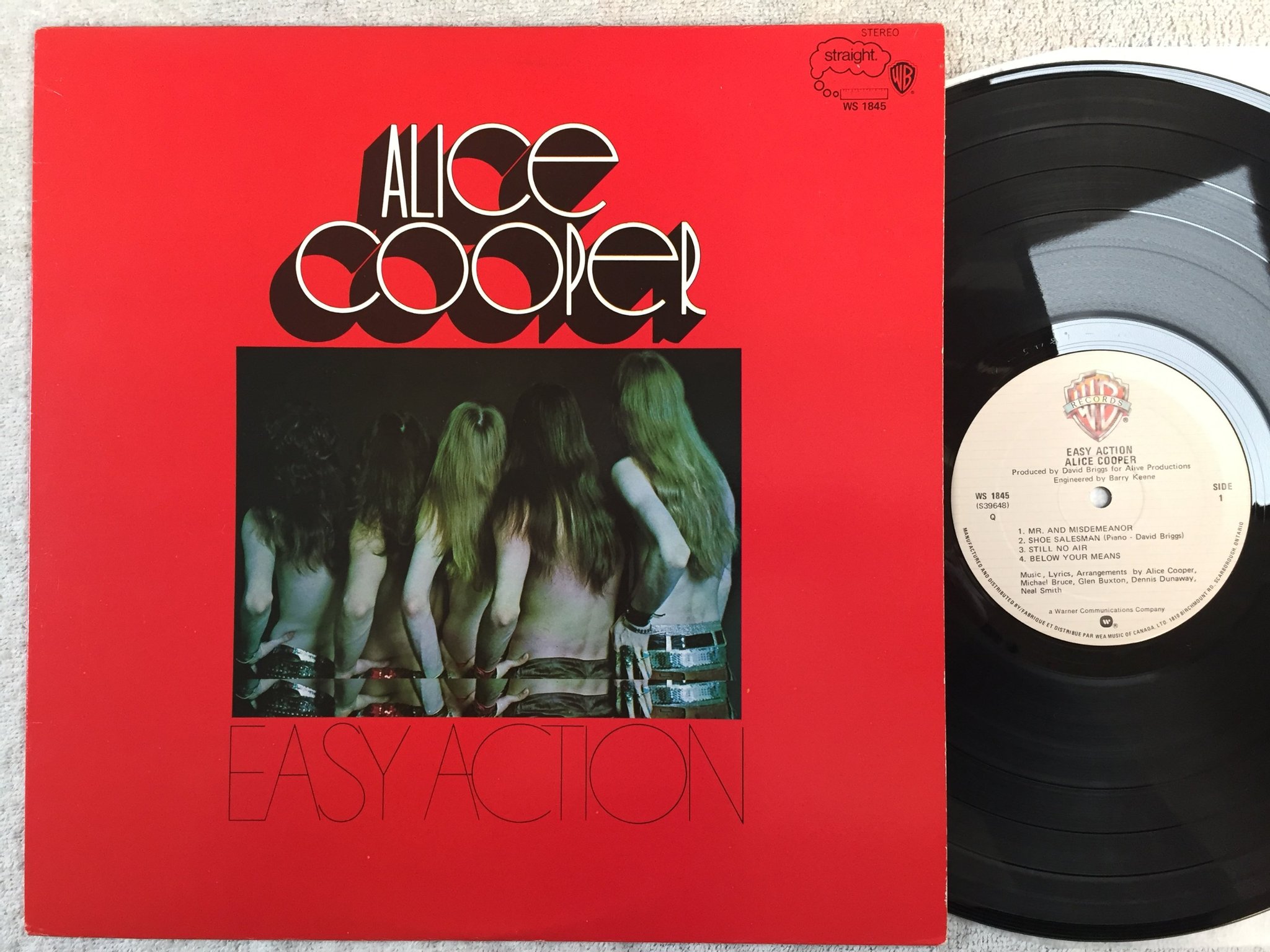 Omslagsbild för skivan ALICE COOPER easy action LP Can WARNER BROS WS 1845