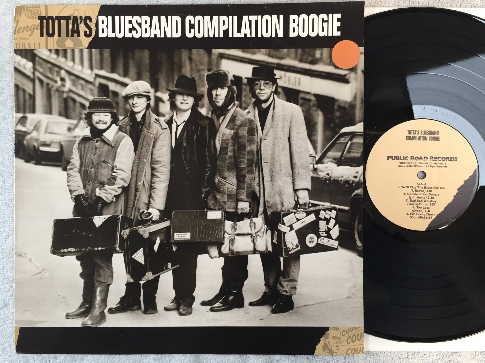 Omslagsbild för skivan TOTTA'S BLUESBAND compilation boogie LP -88 Swe PUBLIC ROAD PR188 33V