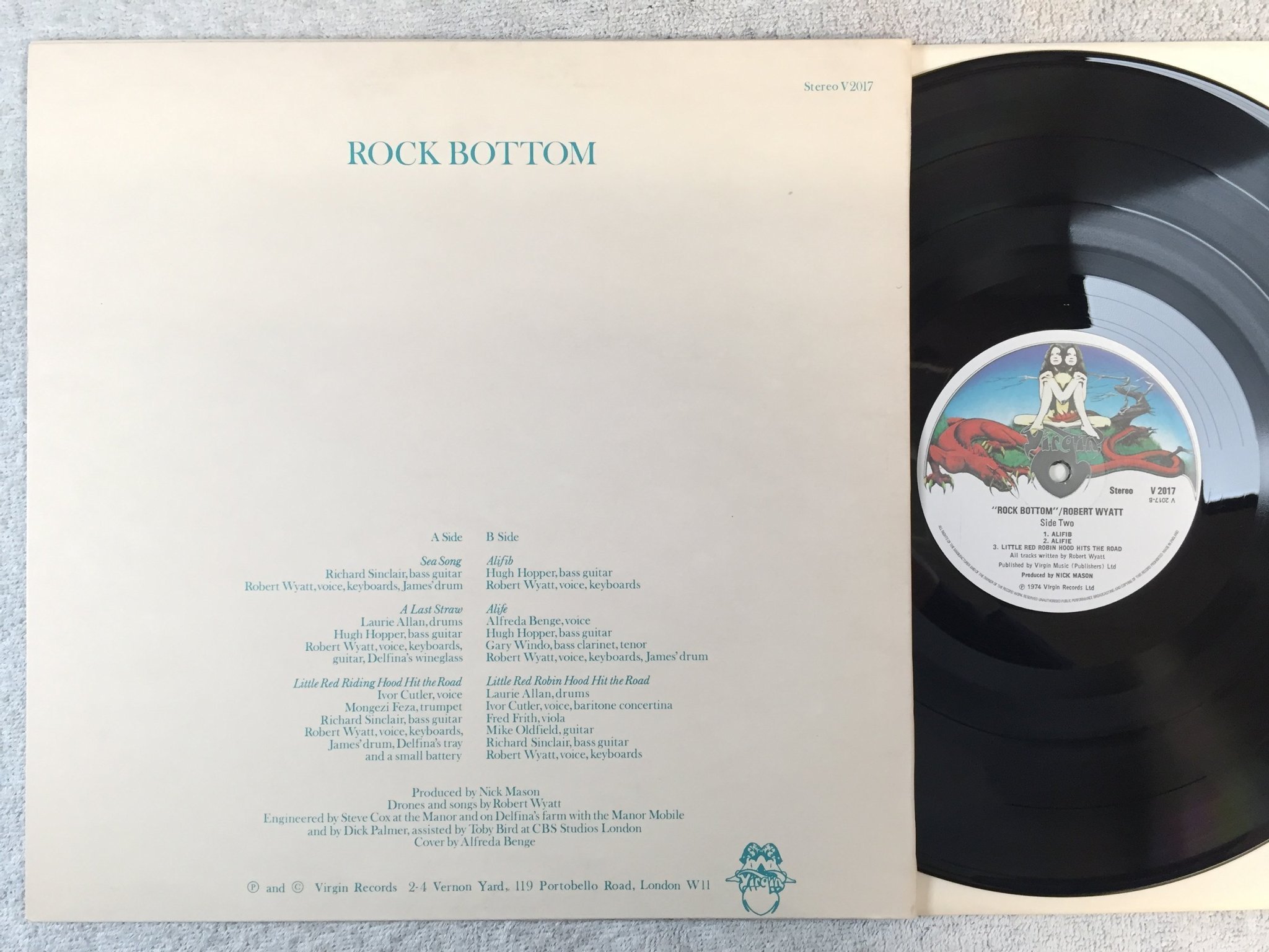 Omslagsbild för skivan ROBERT WYATT rock bottom LP -74 UK VIRGIN V 2017