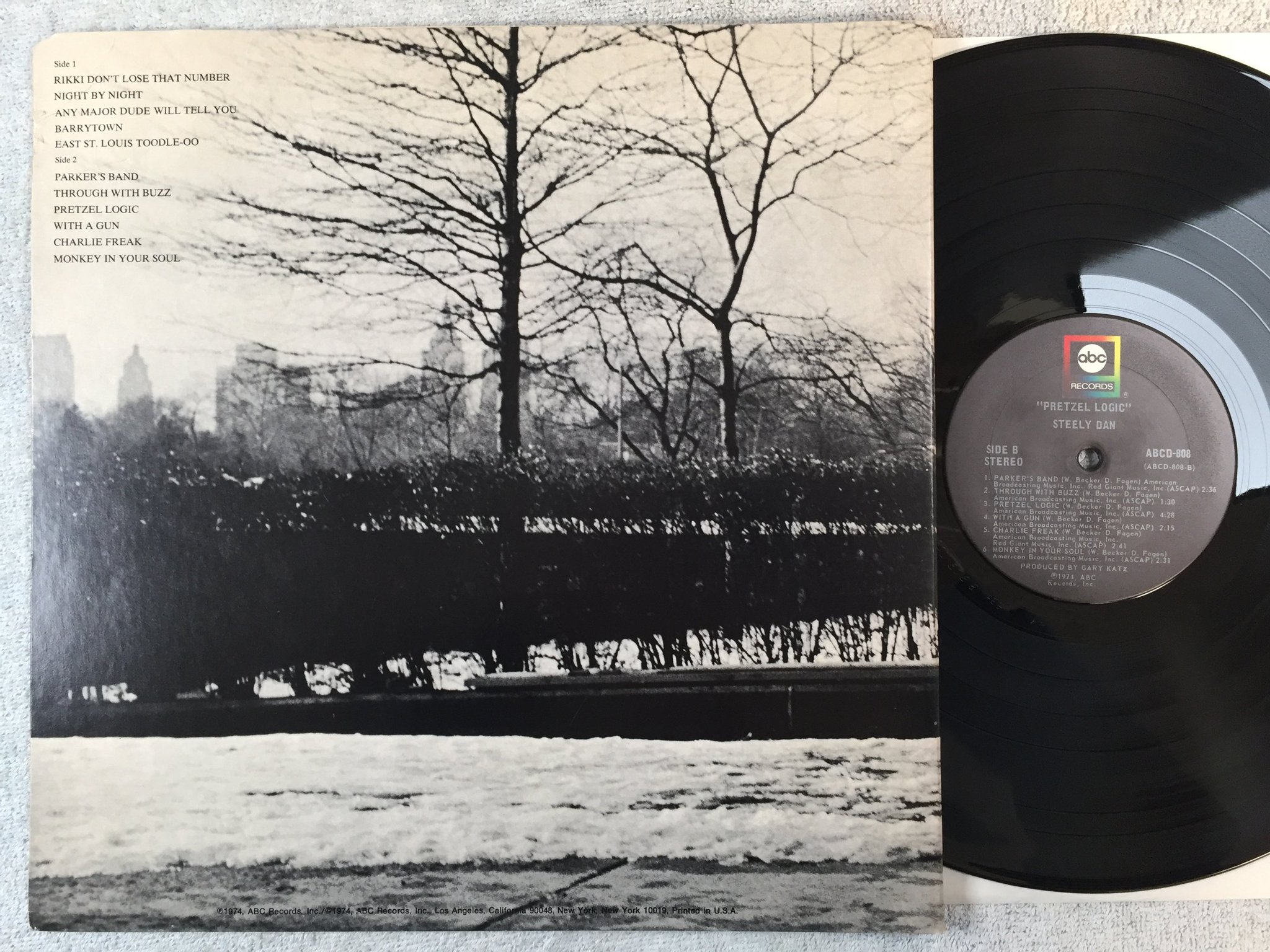 Omslagsbild för skivan STEELY DAN pretzel logic LP -74 US ABC ABCD-808