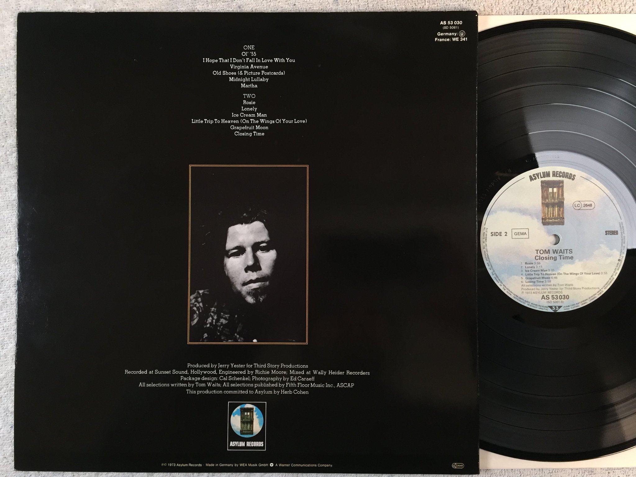 Omslagsbild för skivan TOM WAITS closing time LP Ger ASYLUM AS 43030