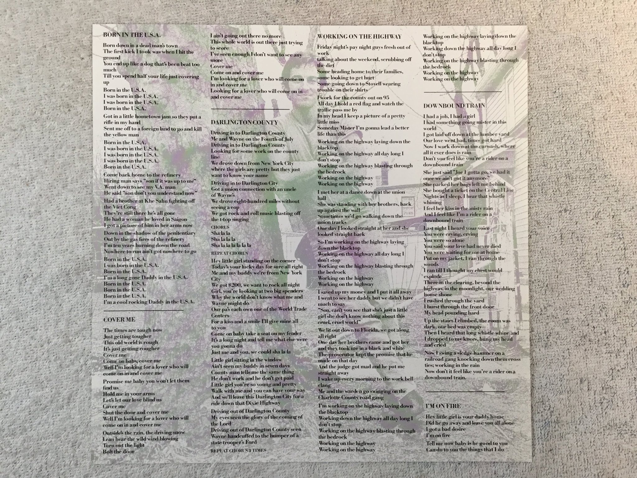 Omslagsbild för skivan BRUCE SPRINGSTEEN born in the U.S.A. LP UK CBS S 86304