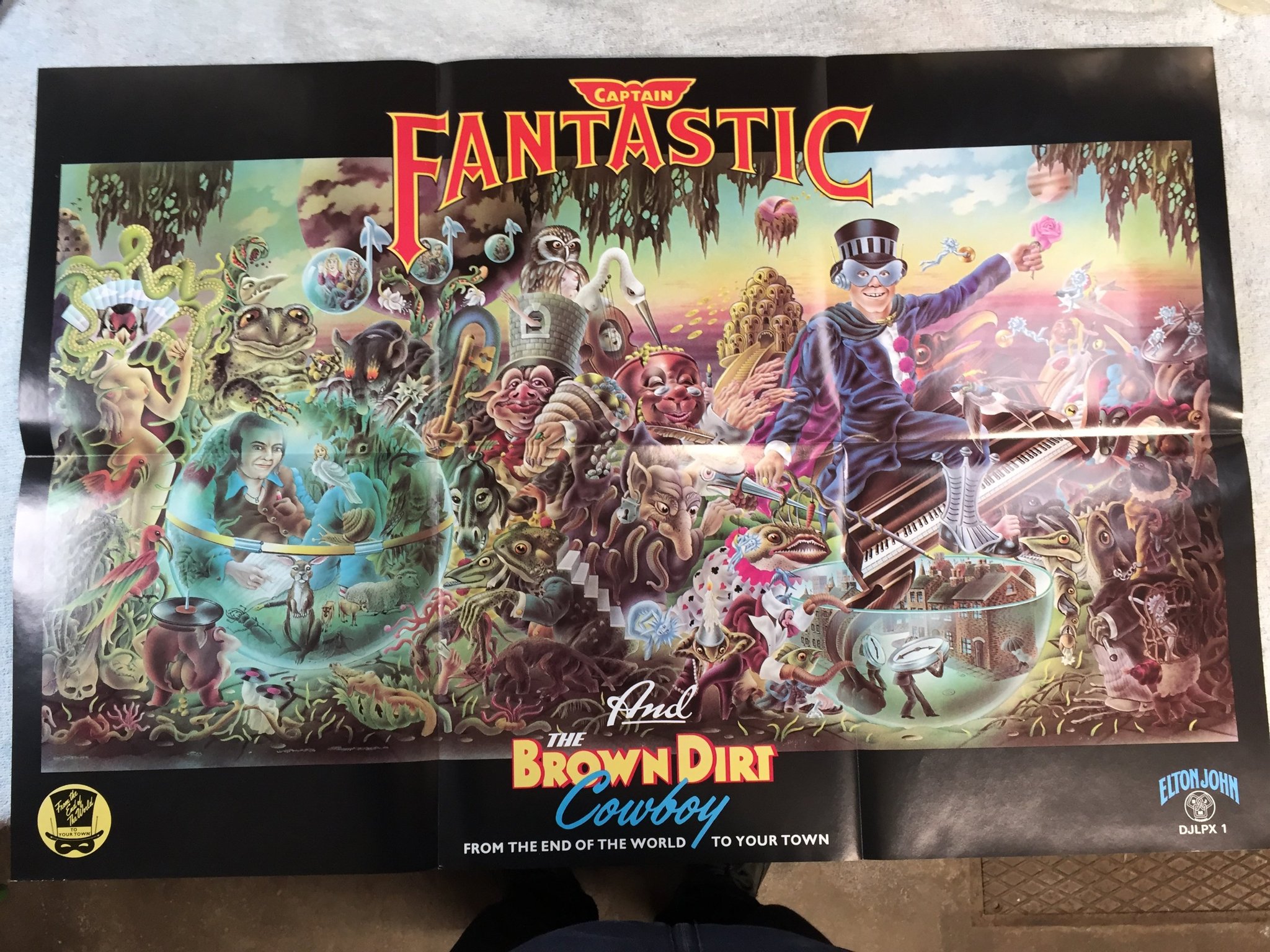 Omslagsbild för skivan ELTON JOHN captain fantastic LP -75 UK DJM DJLPX1 w/ all inserts