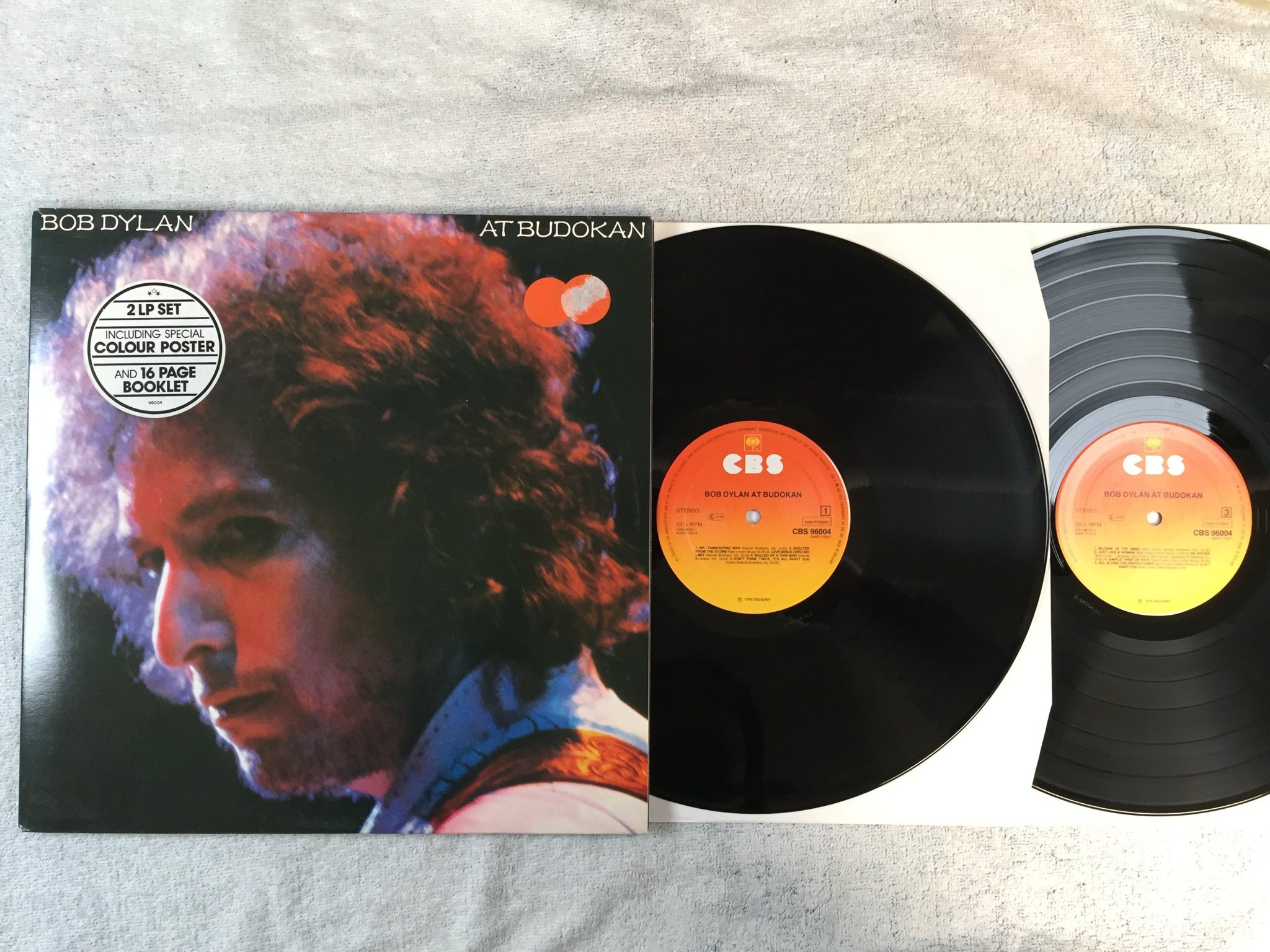 Omslagsbild för skivan BOB DYLAN at Budokan 2xLP -78 Hol CBS 96004