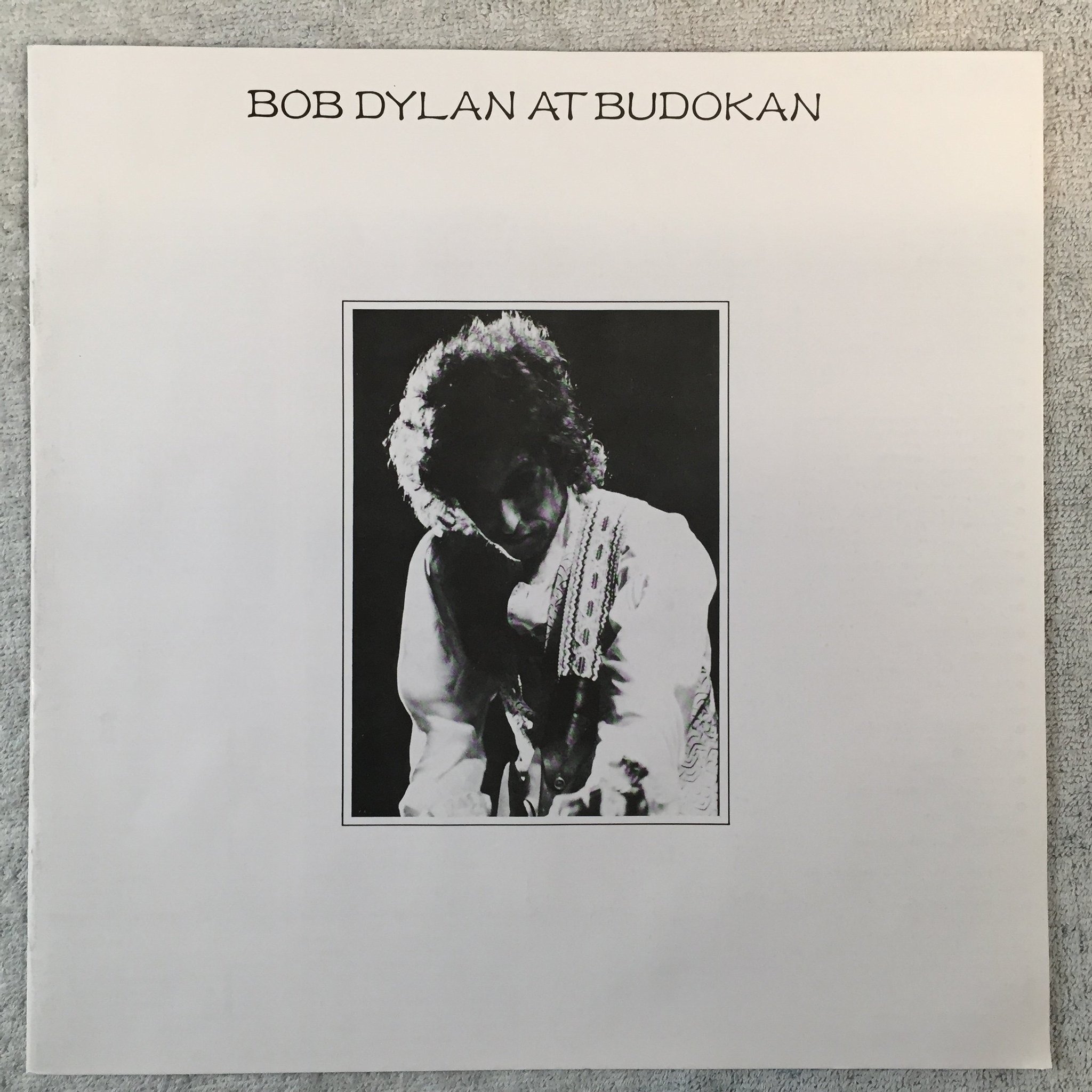 Omslagsbild för skivan BOB DYLAN at Budokan 2xLP -78 Hol CBS 96004