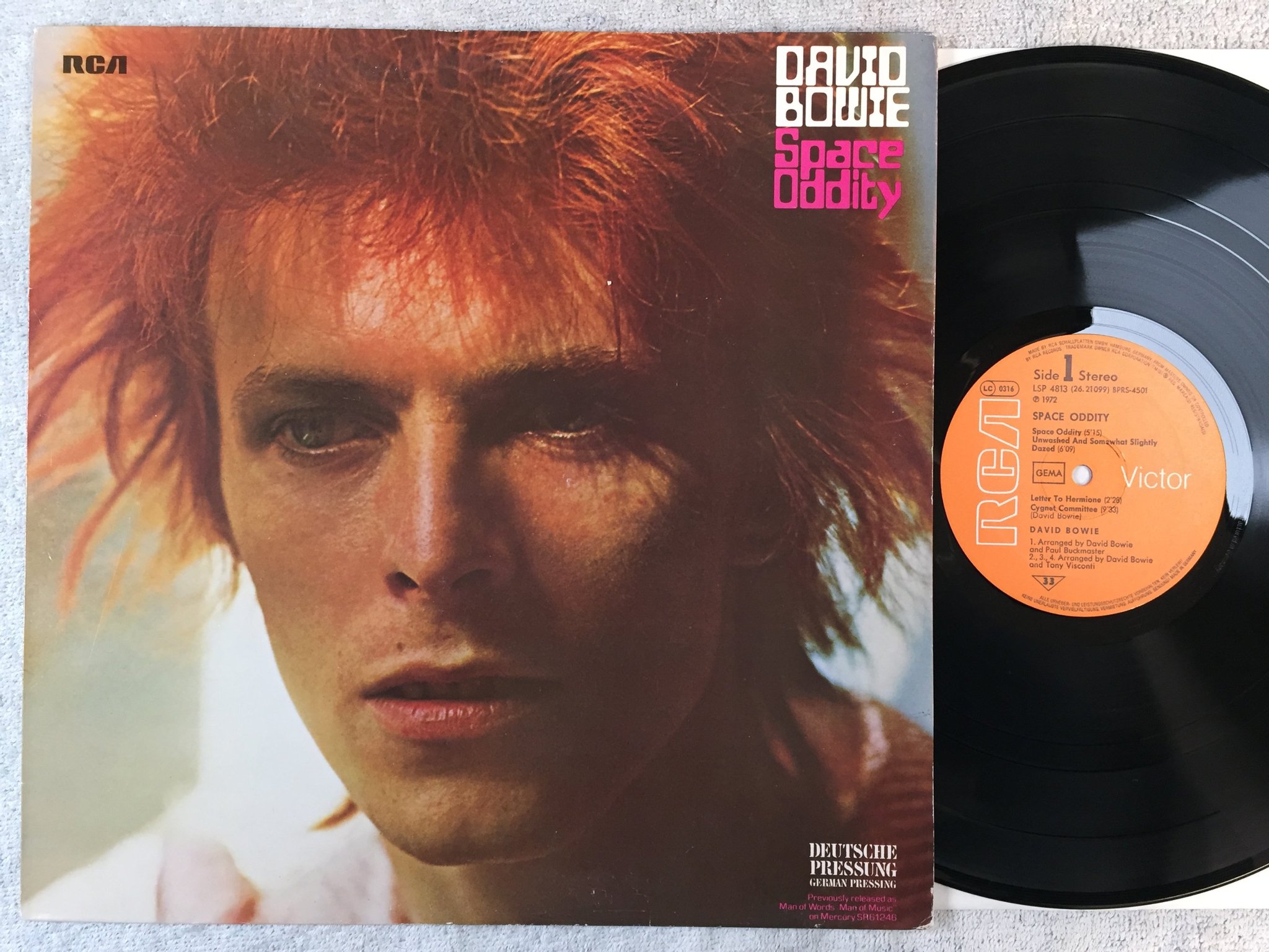 Omslagsbild för skivan DAVID BOWIE space oddity LP -72 Ger RCA LSP 4813
