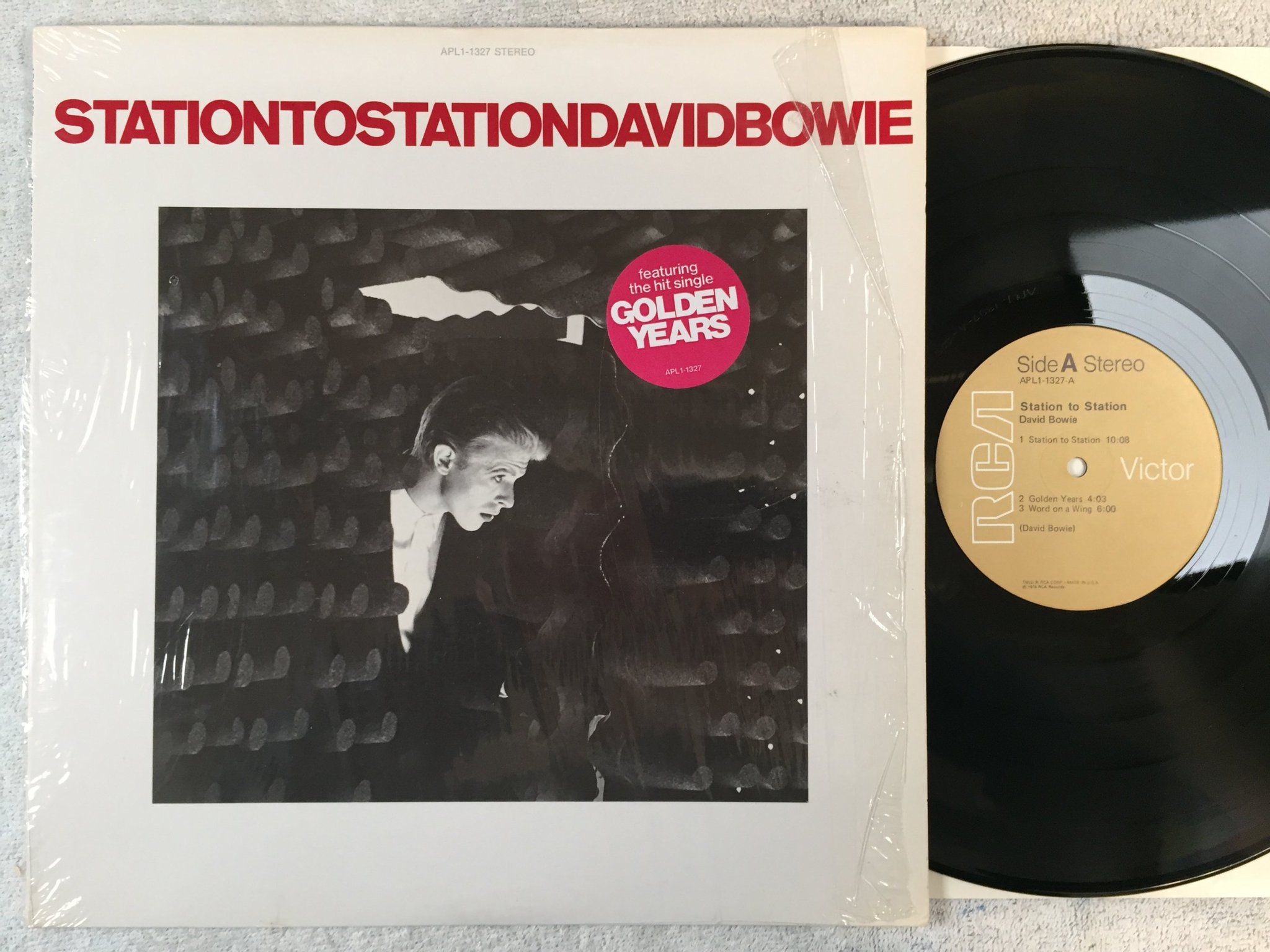 Omslagsbild för skivan DAVID BOWIE station to station LP -76 US RCA APL1-1327