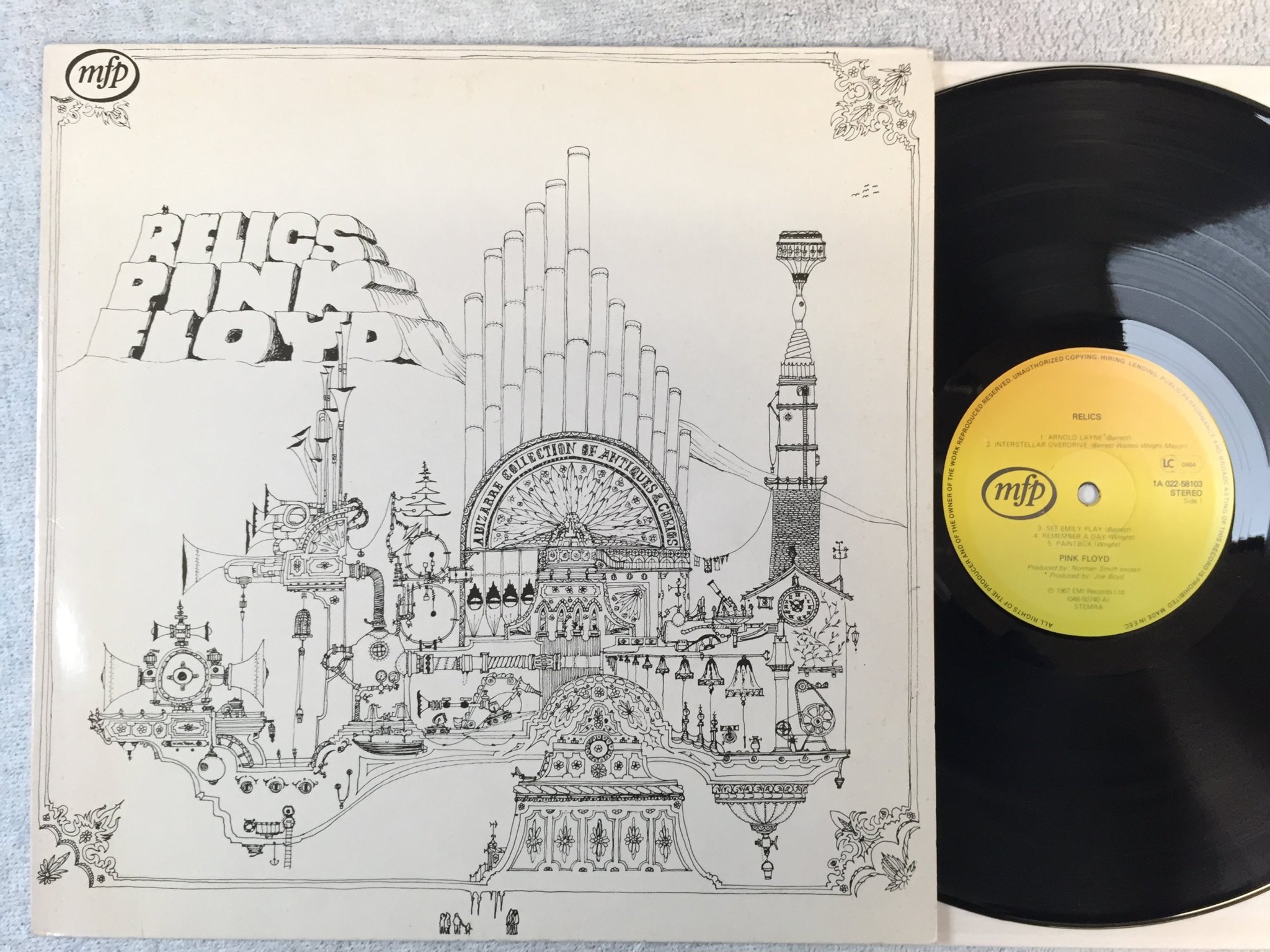Omslagsbild för skivan ?PINK FLOYD relics LP re Hol MFP 1A 022-58103