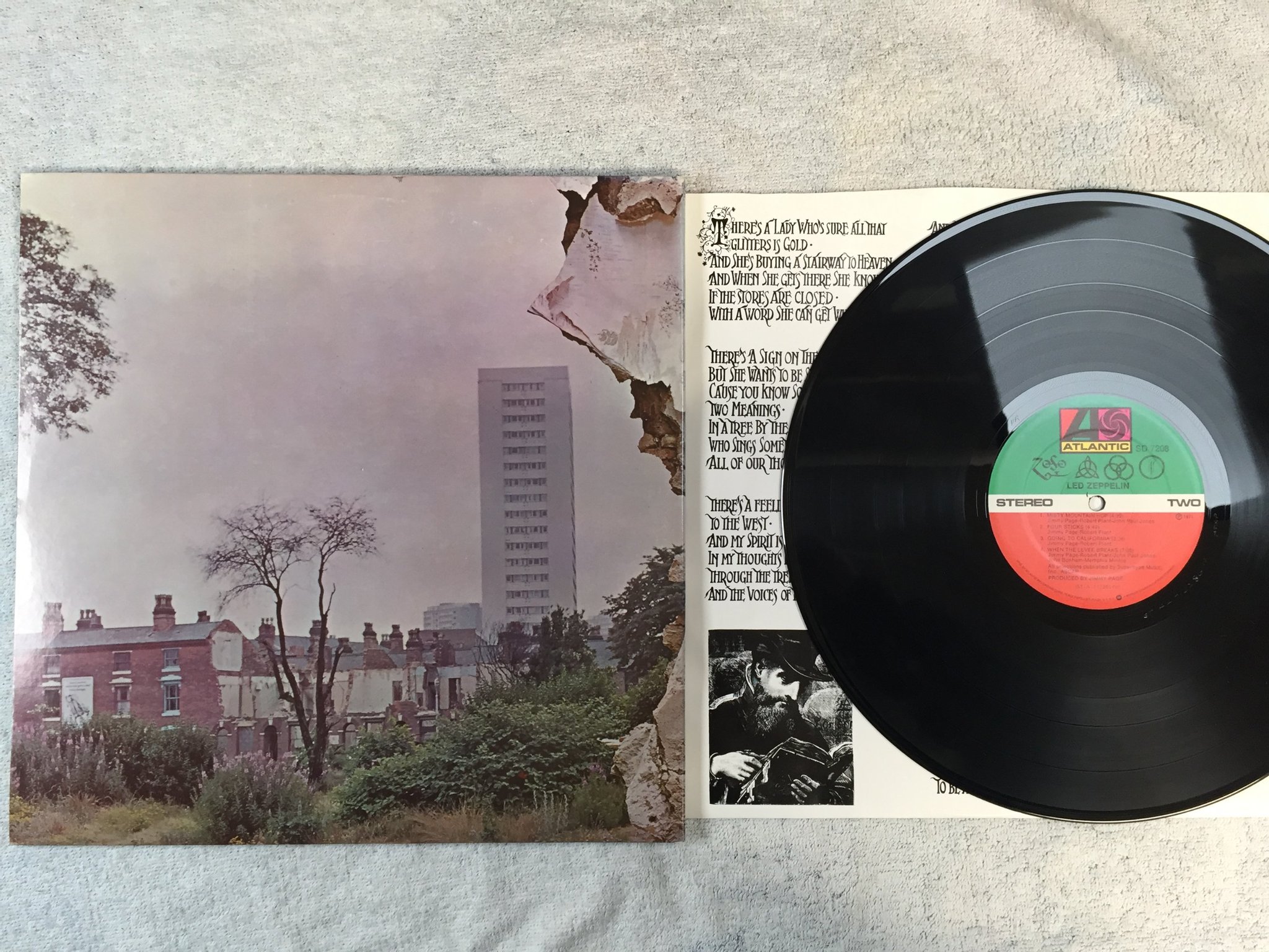 Omslagsbild för skivan LED ZEPPELIN s/t LP US ATLANTIC SD 7208