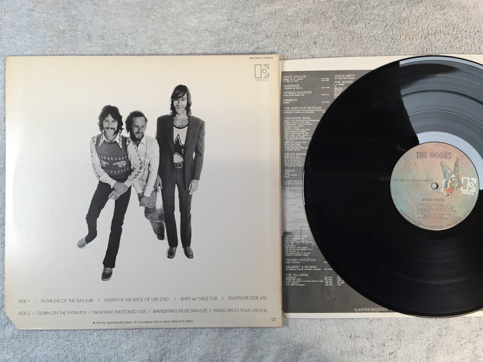 Omslagsbild för skivan THE DOORS other voices LP -71 US ELEKTRA EKS 75017