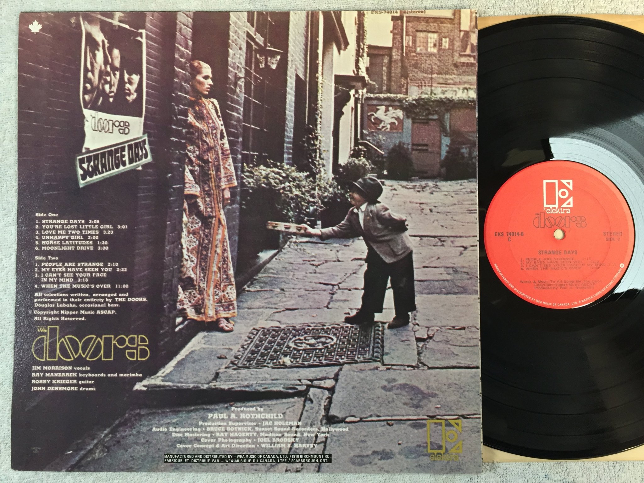 Omslagsbild för skivan THE DOORS strange days  LP  Can ELEKTRA EKS 74014