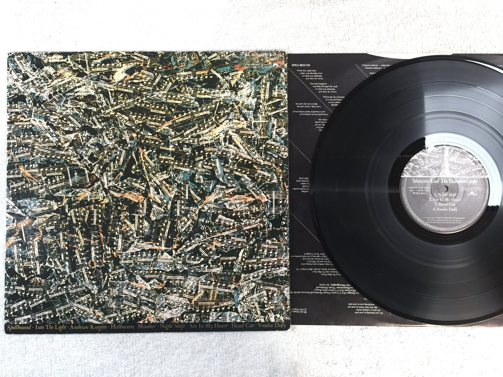 Omslagsbild för skivan SIOUXSIE AND THE BANSHEES juju LP -81 UK POLYDOR pols 1034