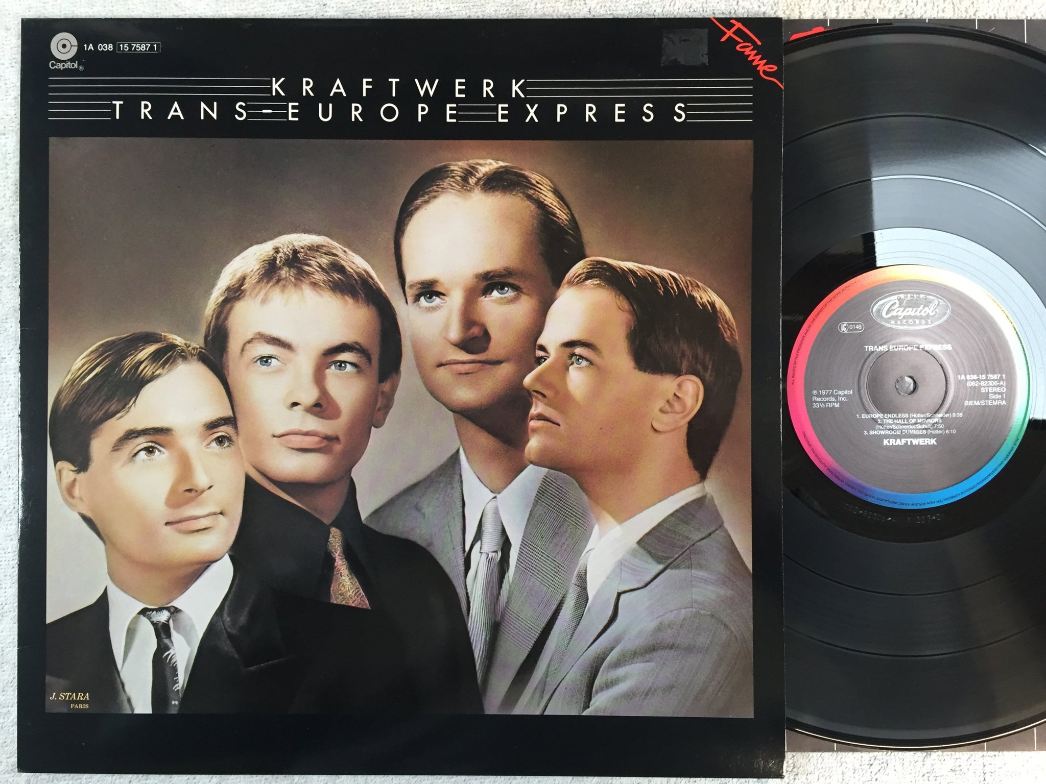 Omslagsbild för skivan KRAFTWERK trans Europe express LP re Hol CAPITOL / FAME 1A 038-1575871