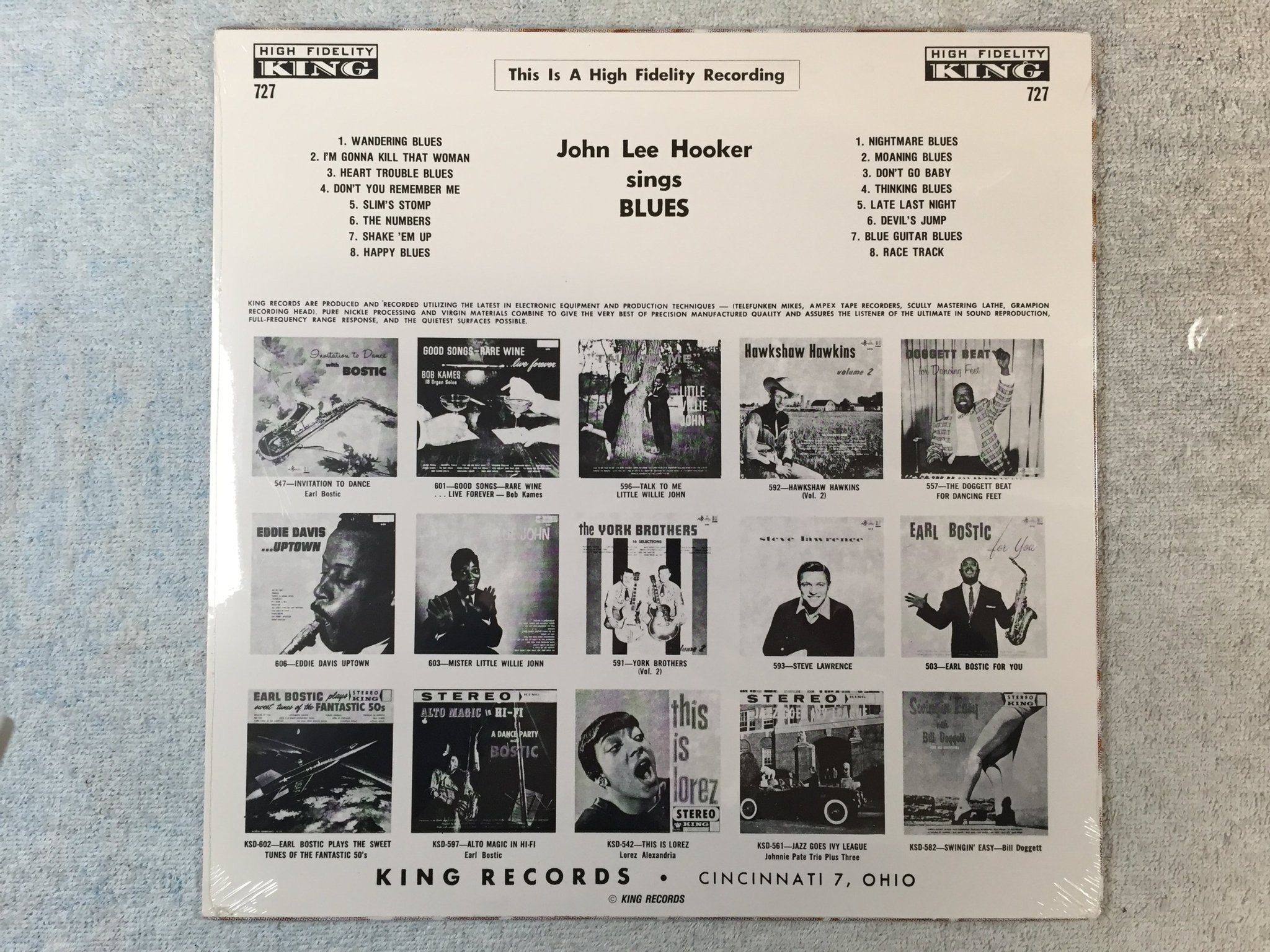 Omslagsbild för skivan JOHN LEE HOOKER sings blues LP KING 727 still sealed