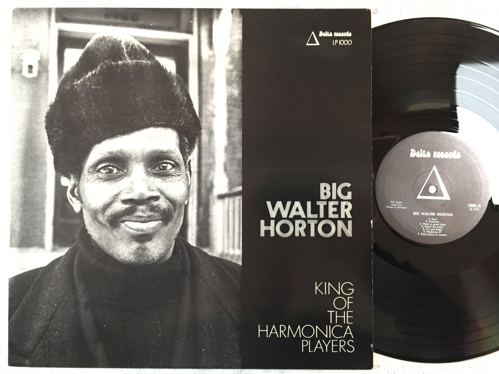 Omslagsbild för skivan KING WALTER HORTON King Of The Harmonica Players LP -72 Swe DELTA LP 1000