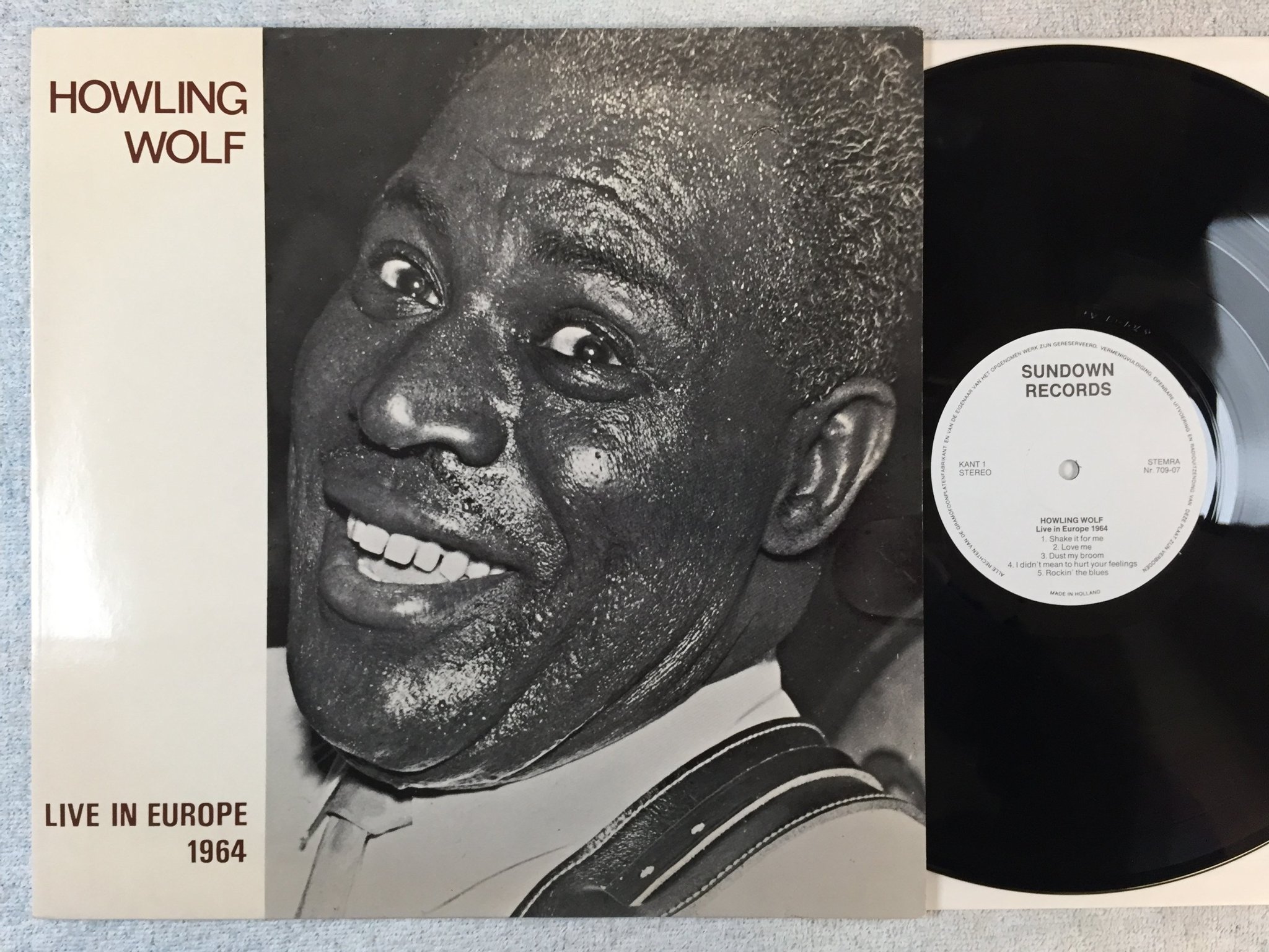Omslagsbild för skivan HOWLIN WOLF live in Europe 1964 LP -83 Hol SUNDOWN KANT-2 