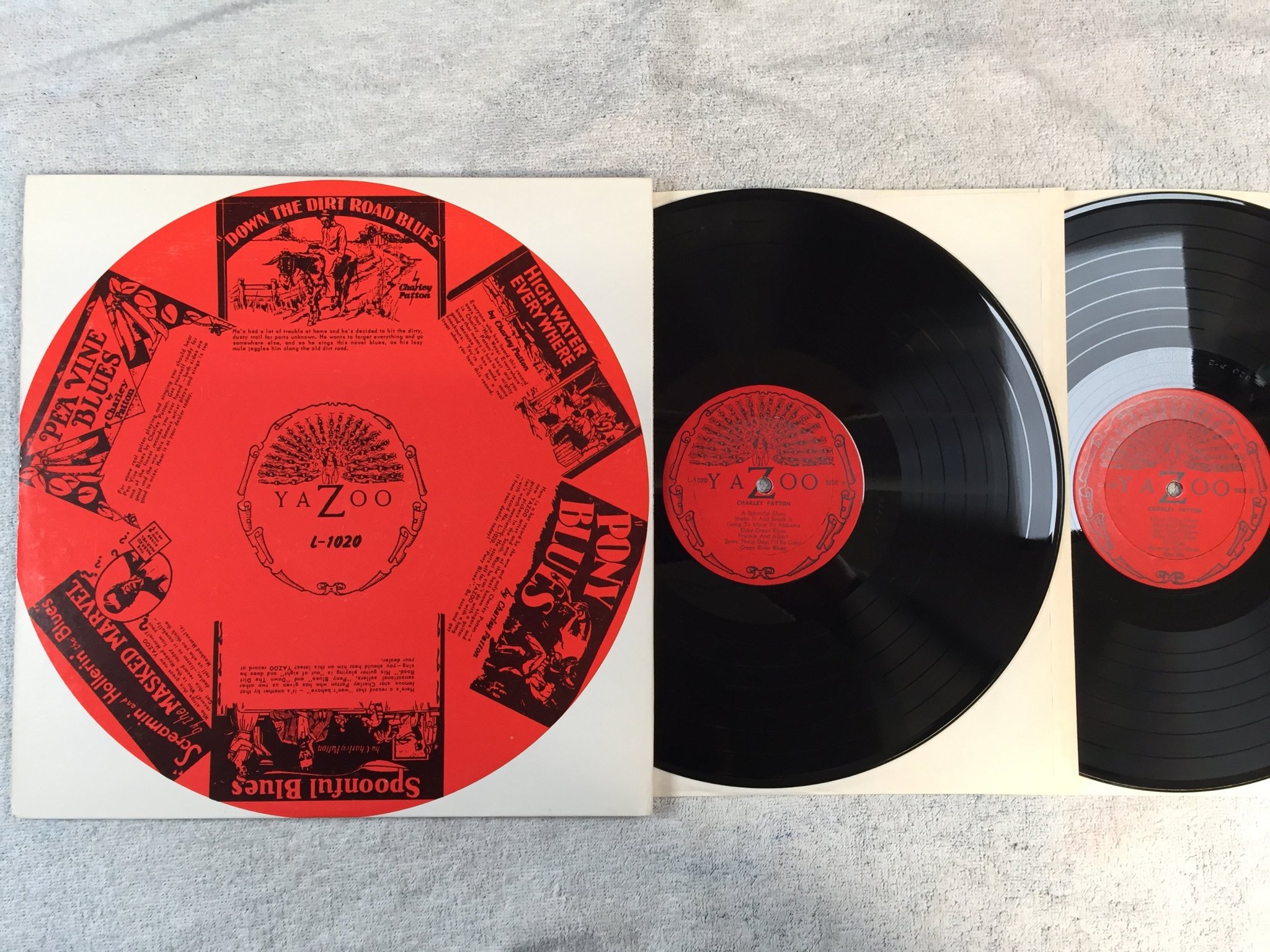 Omslagsbild för skivan CHARLEY PATTON founder of the Delta blues 2xLP US YAZOO L-1020 