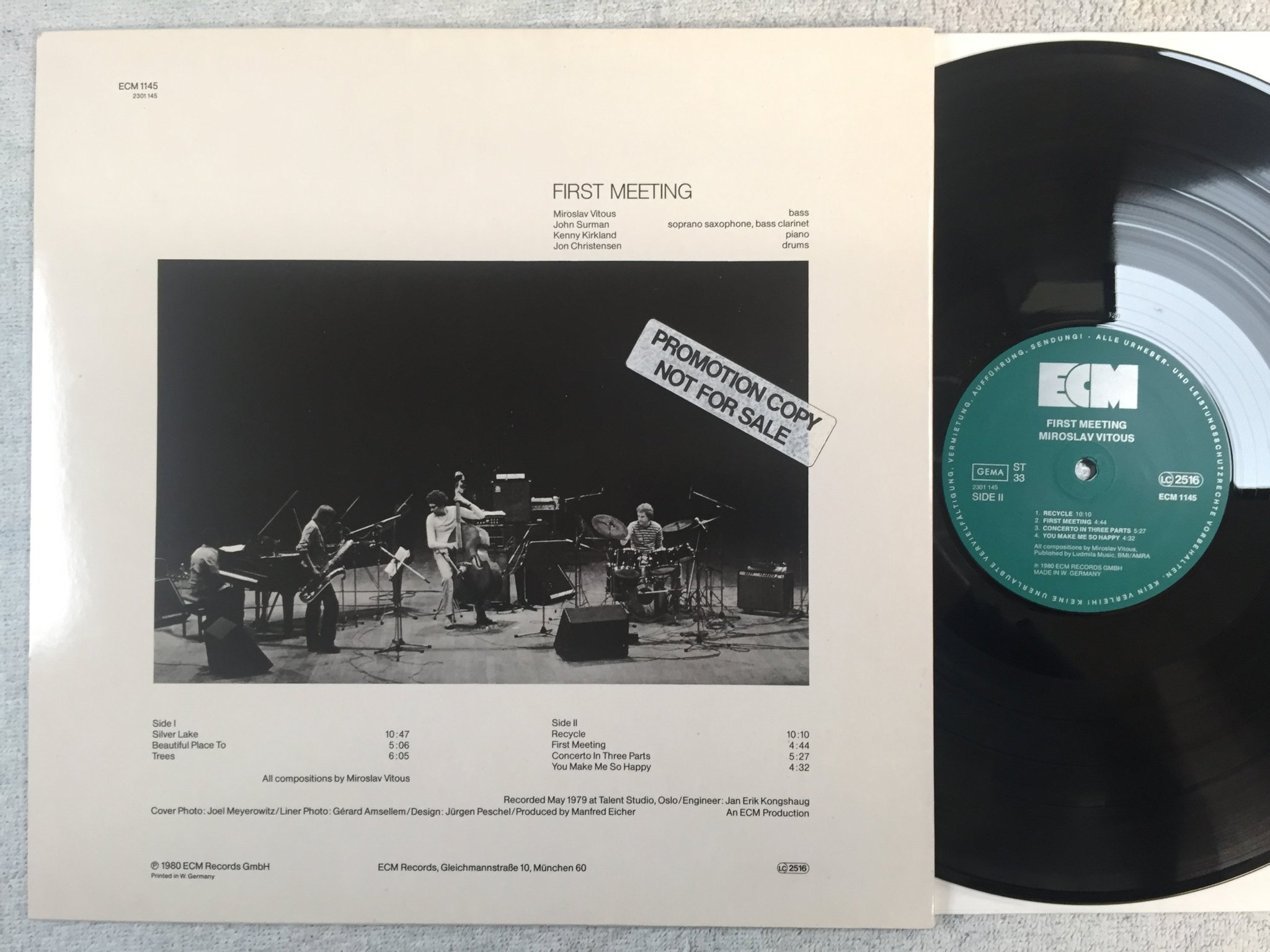 Omslagsbild för skivan MIROSLAV VITOUS  first meeting LP -80 Ger ECM 1145