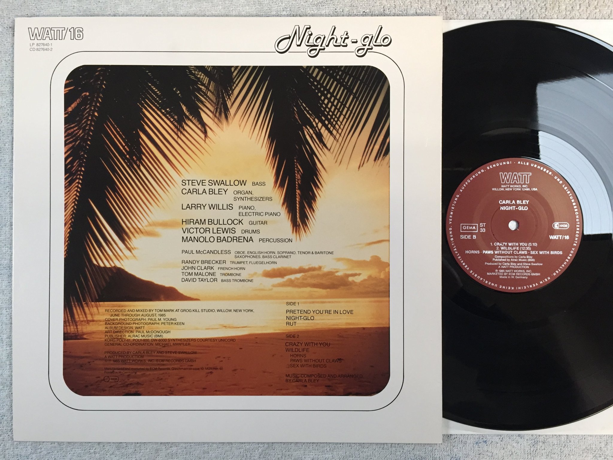 Omslagsbild för skivan CARLA BLEY night-glo LP -85 Ger WATT/16