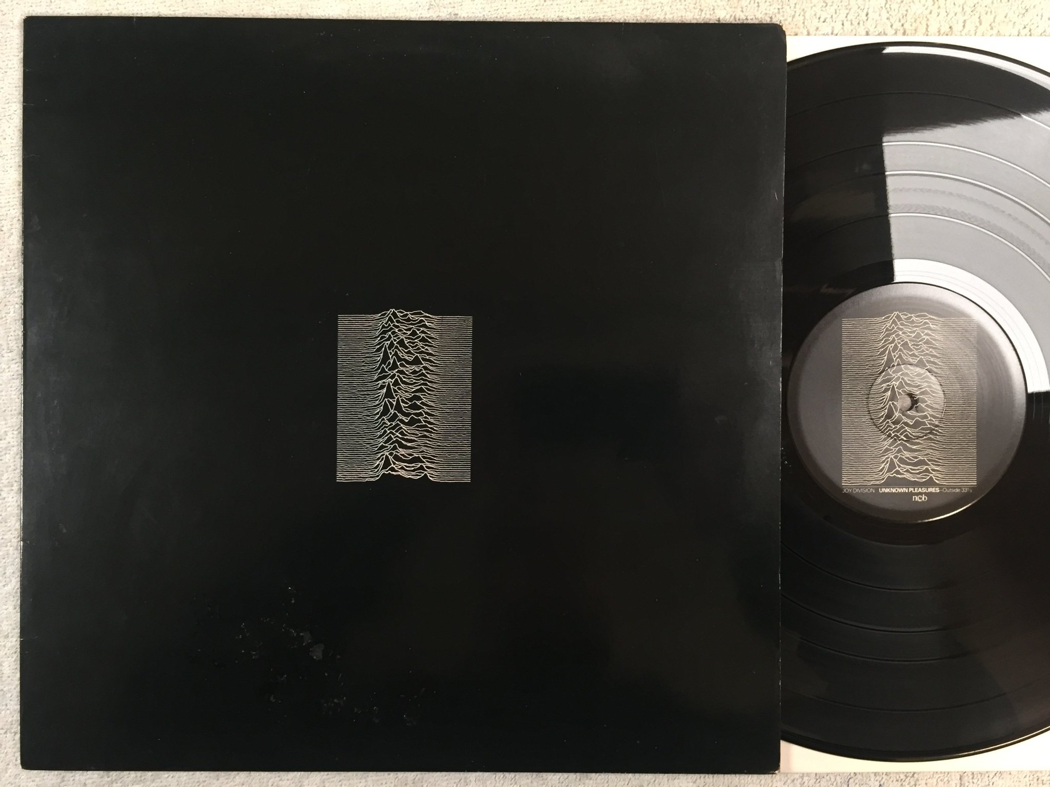 Omslagsbild för skivan JOY DIVISON unknown pleasure LP -81 ncb FACTORY FACT 10 classic!!!