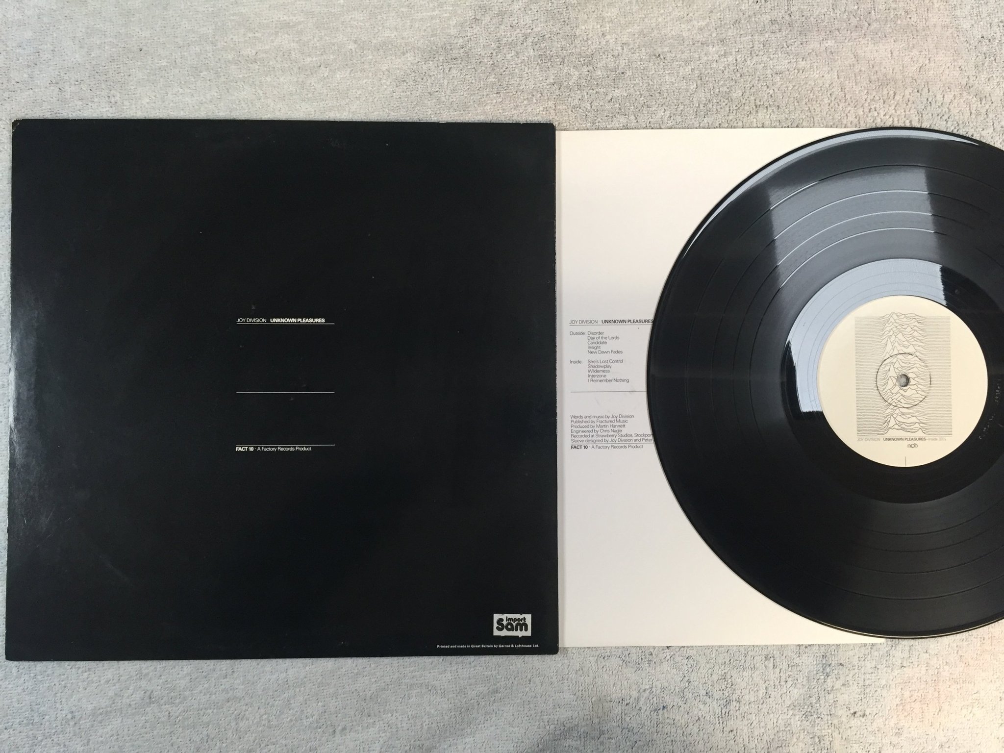 Omslagsbild för skivan JOY DIVISON unknown pleasure LP -81 ncb FACTORY FACT 10 classic!!!
