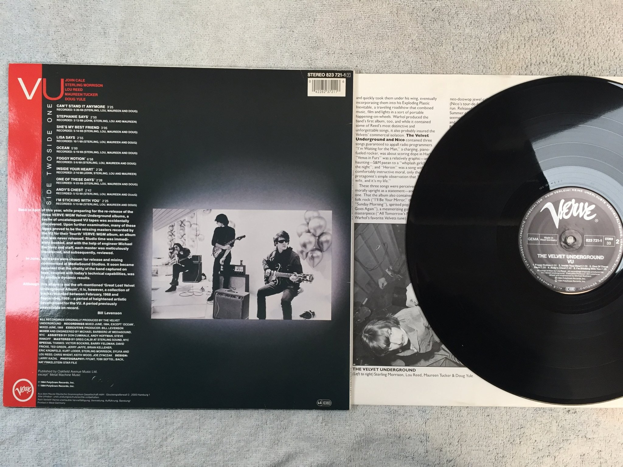 Omslagsbild för skivan THE VELVET UNDERGROUND vu LP -84 Ger VERVE 823721-1