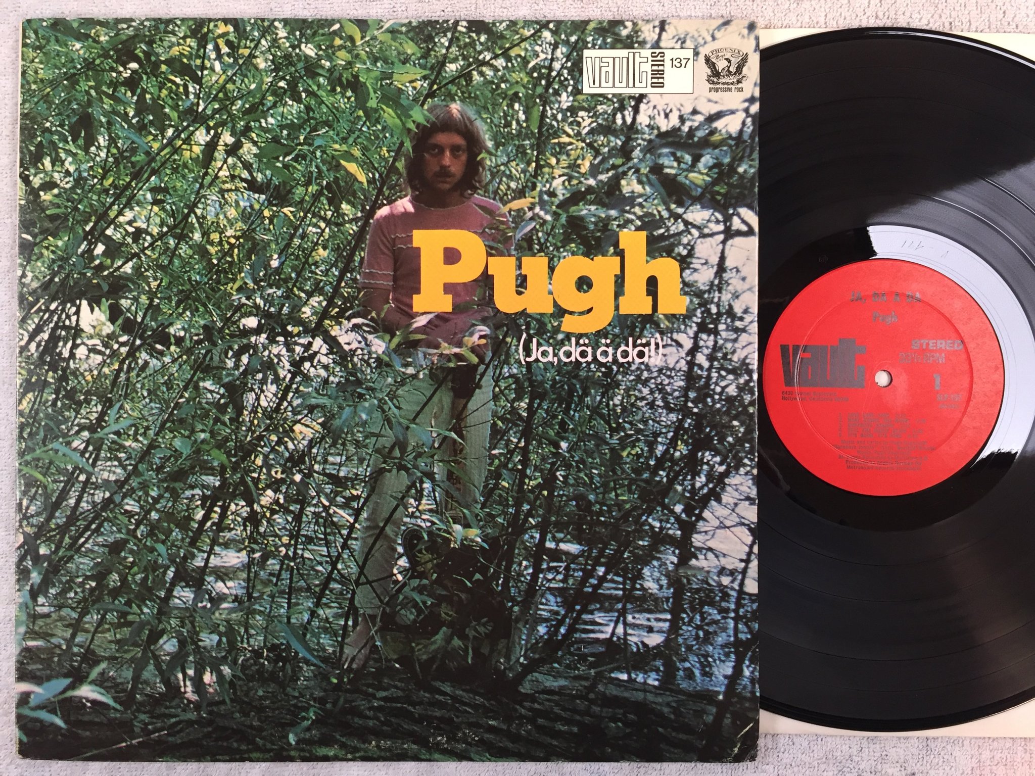 Omslagsbild för skivan PUGH ROGEFELDT ja dä ä dä LP US orig VAULT SLP-137