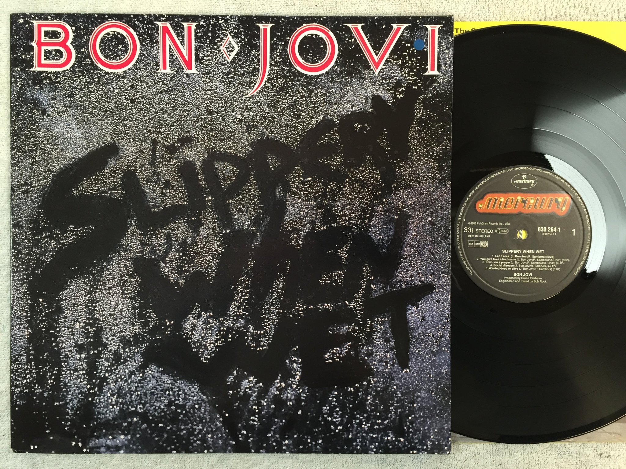 Omslagsbild för skivan BON JOVI Slippery When Wet LP -86 MERCURY 830264-1