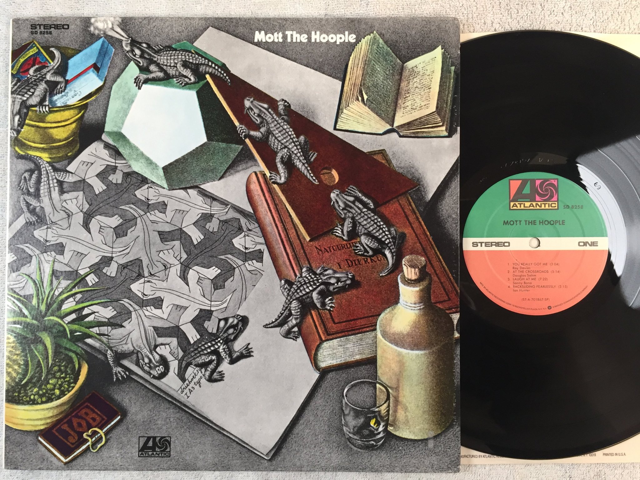 Omslagsbild för skivan MOTT THE HOOPLE  s/t  LP US ATLANTIC SD 8258