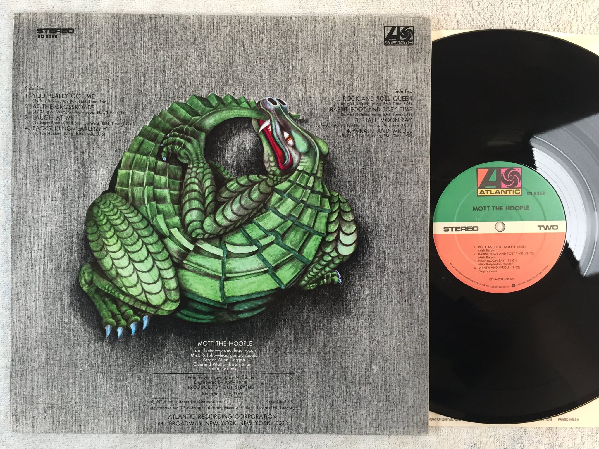 Omslagsbild för skivan MOTT THE HOOPLE  s/t  LP US ATLANTIC SD 8258