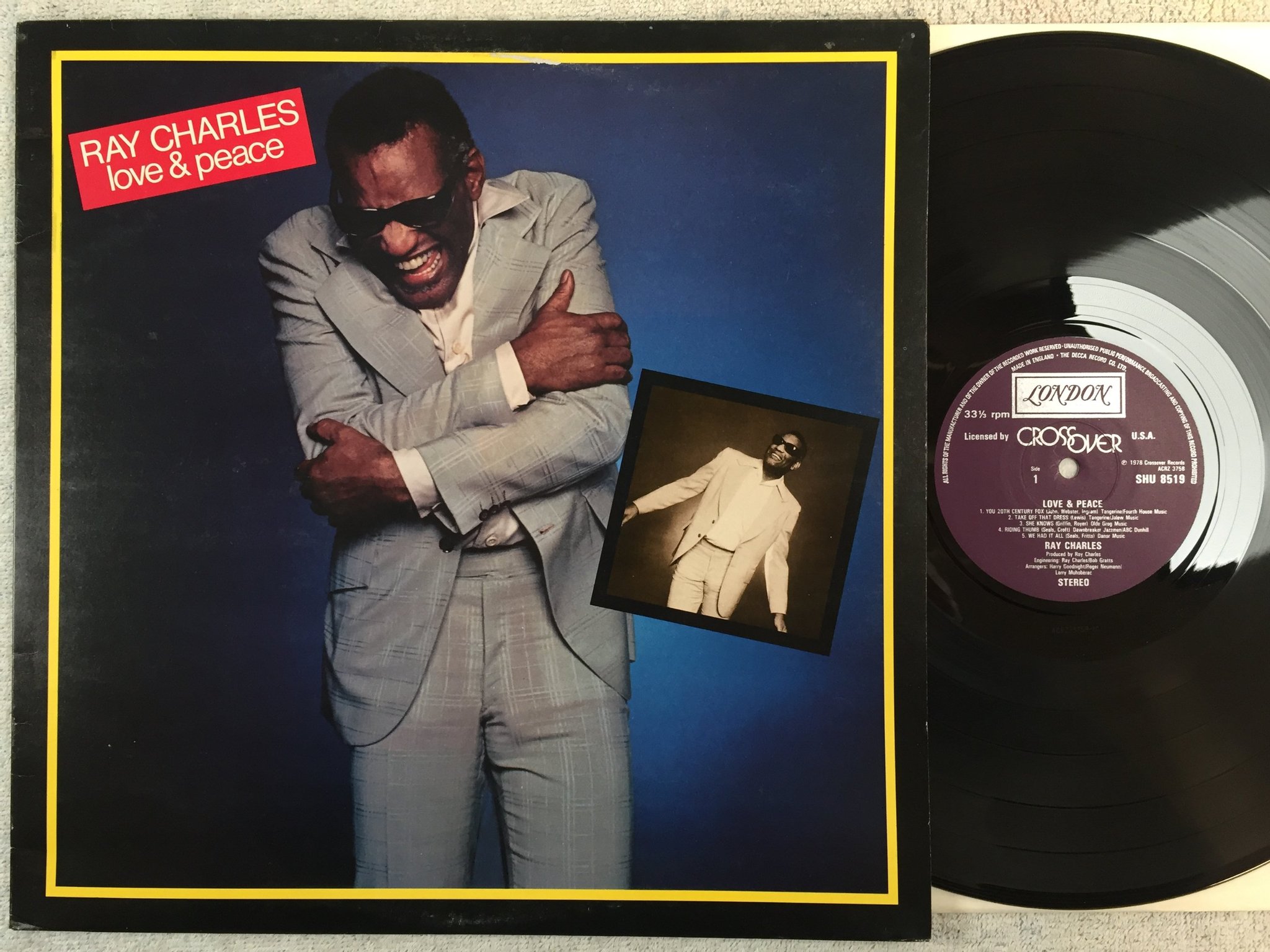 Omslagsbild för skivan RAY CHARLES love & peace LP -78 UK London SHU 8519