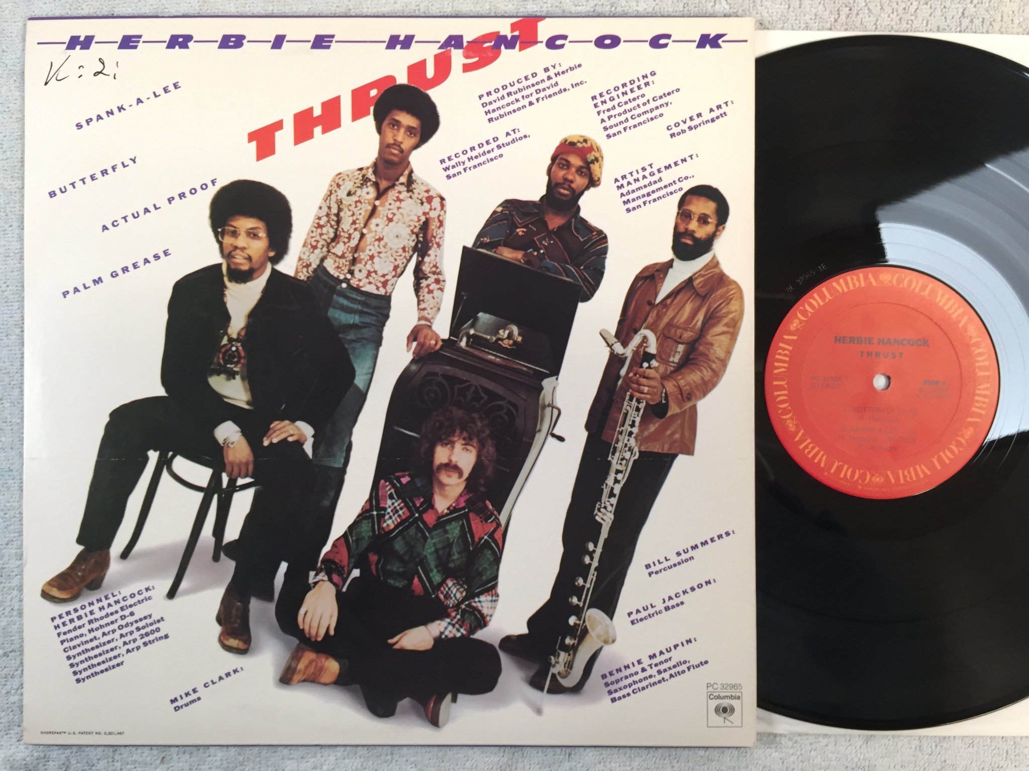 Omslagsbild för skivan HERBIE HANCOCK trust LP -74 US COLUMBIA PC 32965