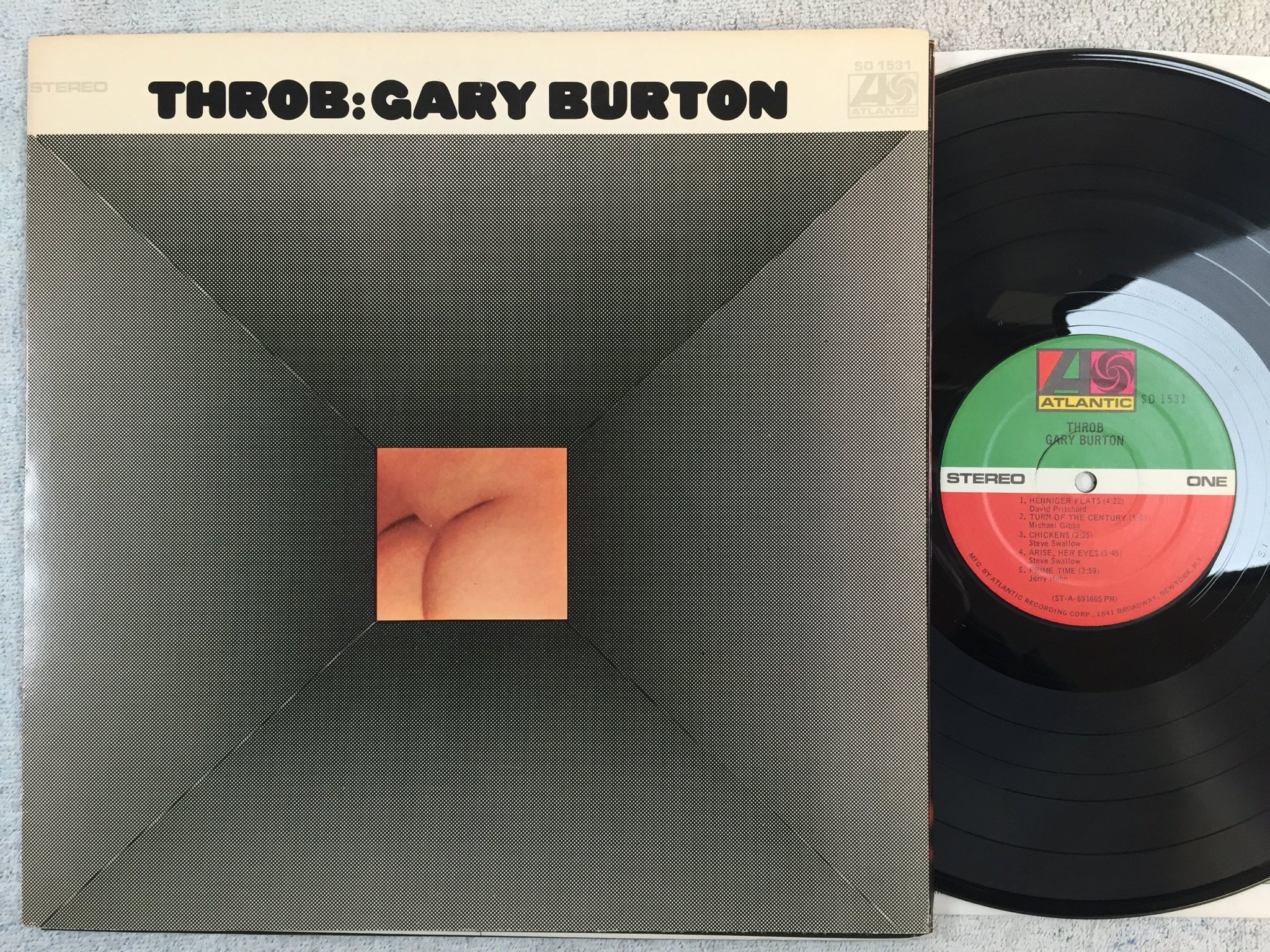 Omslagsbild för skivan GARY BURTON throb LP US ATLANTIC SD 1531 
