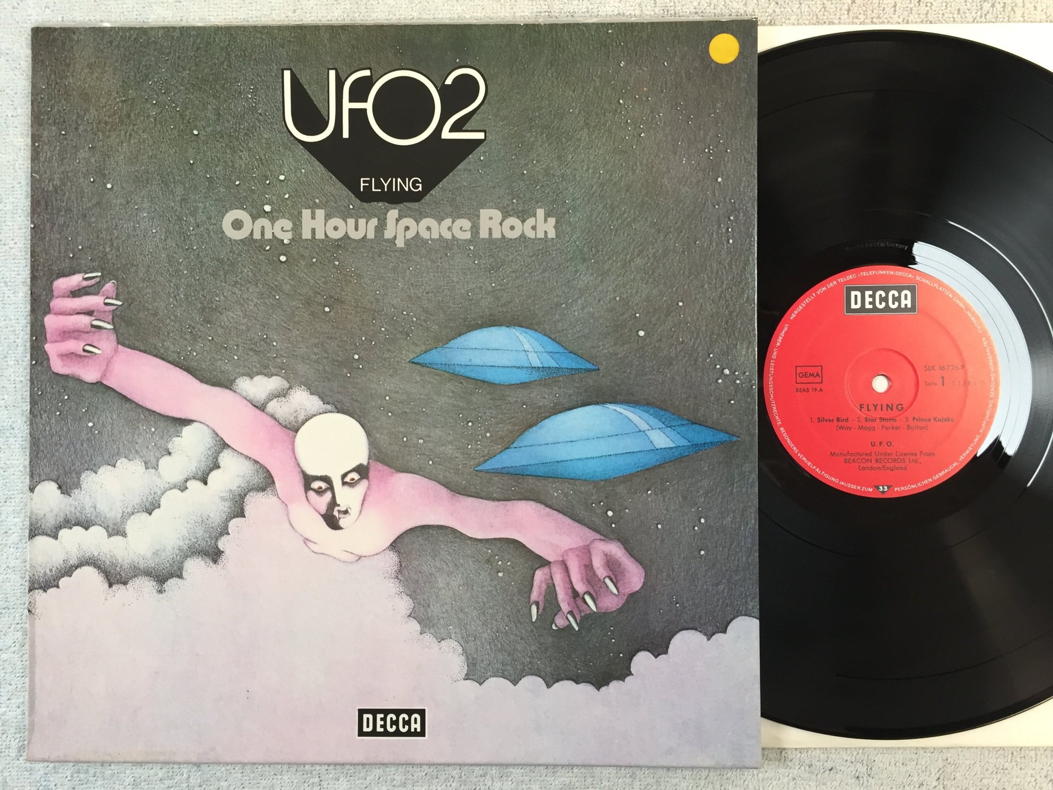 Omslagsbild för skivan UFO flying LP -71 Ger DECCA SLK 16 726-P CLASSIC SPACE ROCK ! ! 